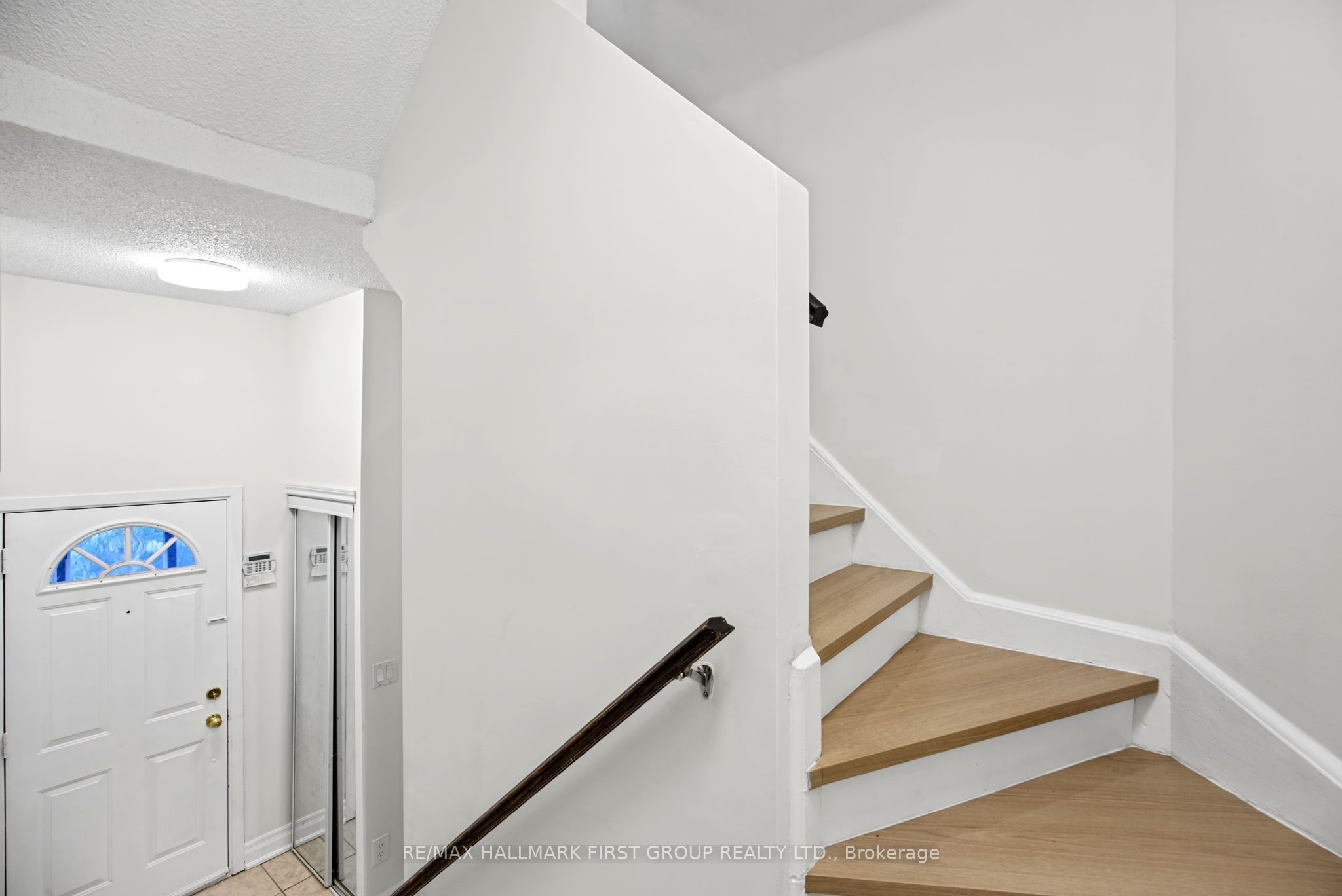 41 Collinsgrove Road 196