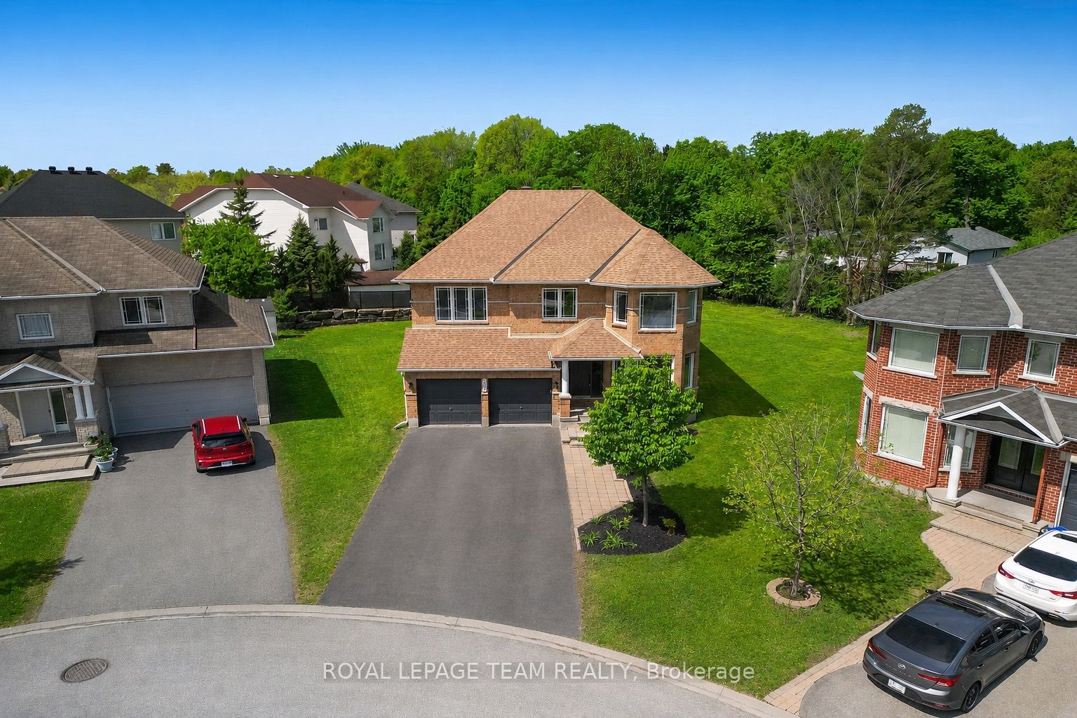 121 Muskego Crescent