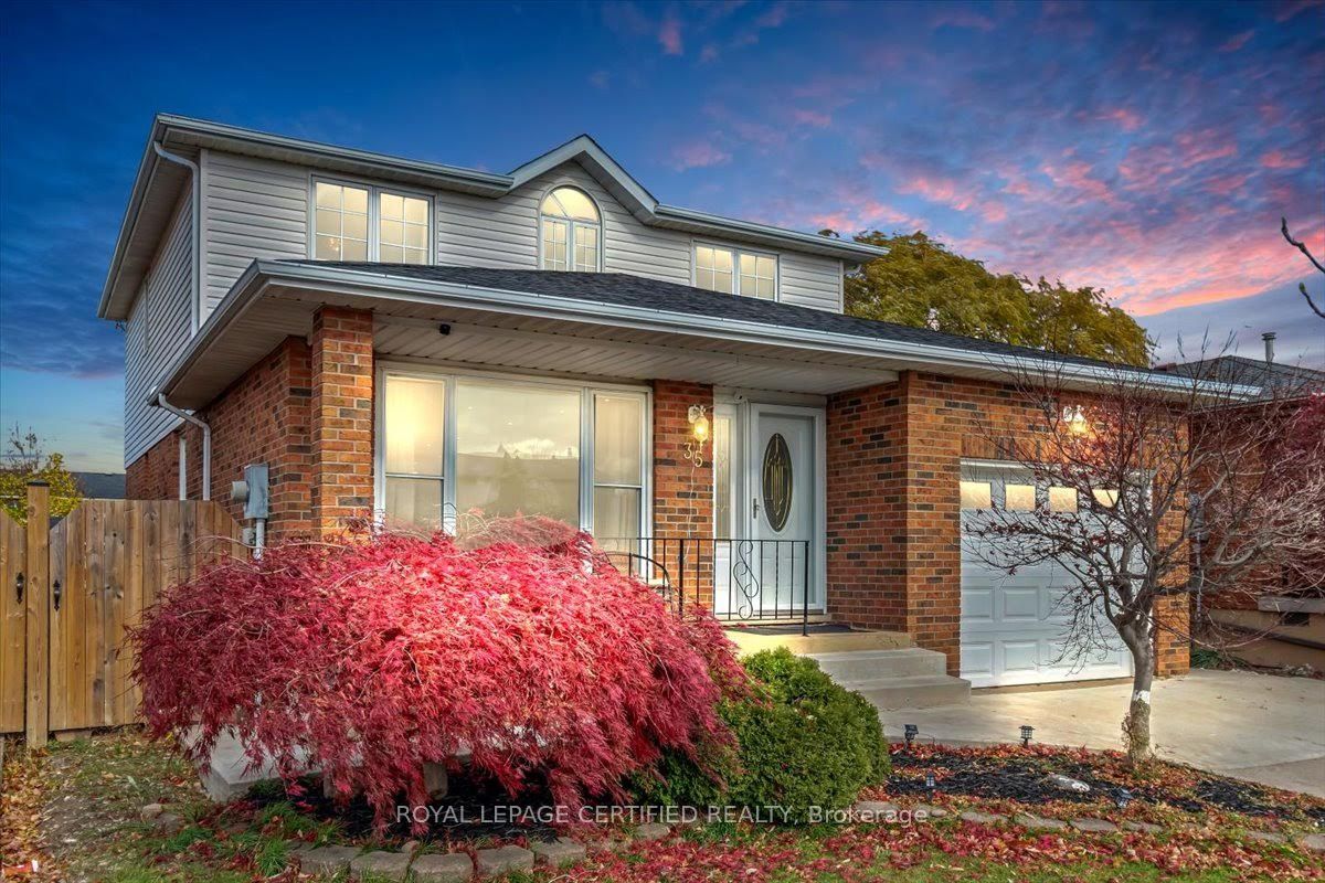 35 Trenholme Crescent