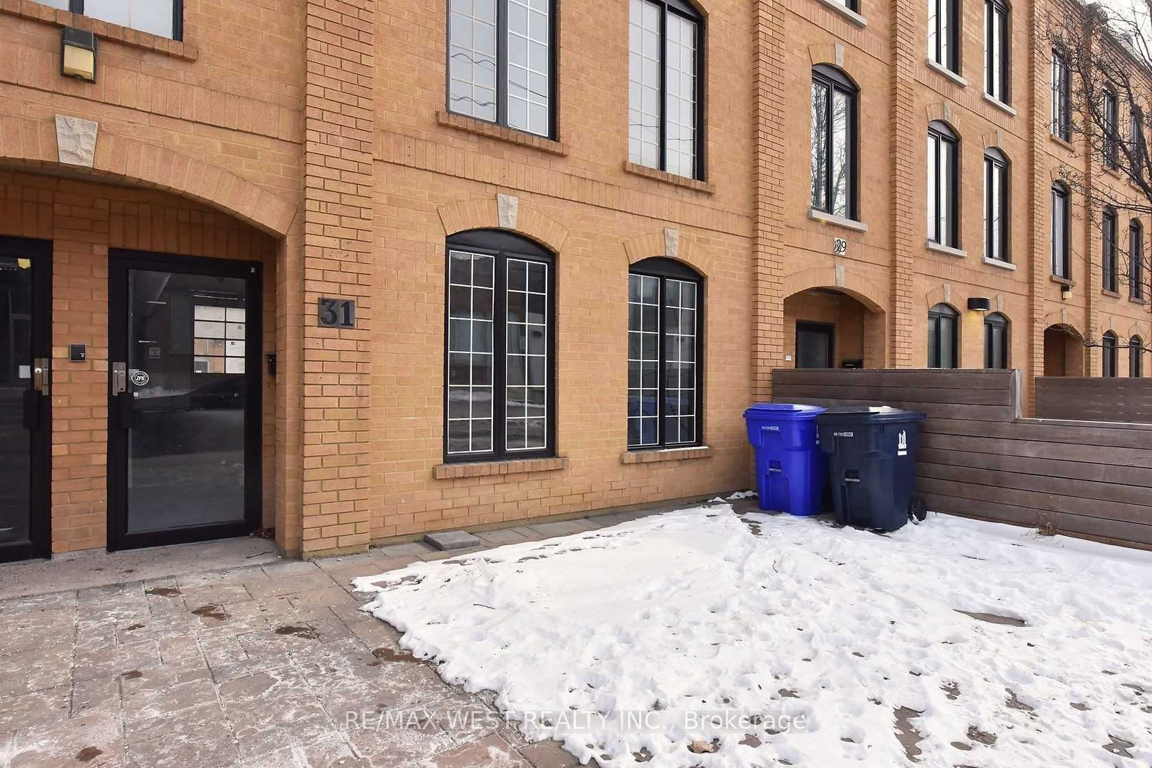 31 Atlantic Avenue