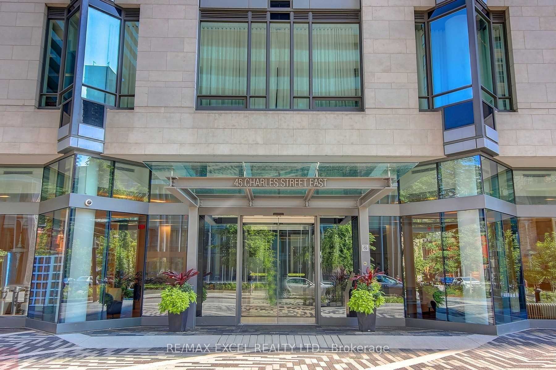 45 Charles Street E 4606