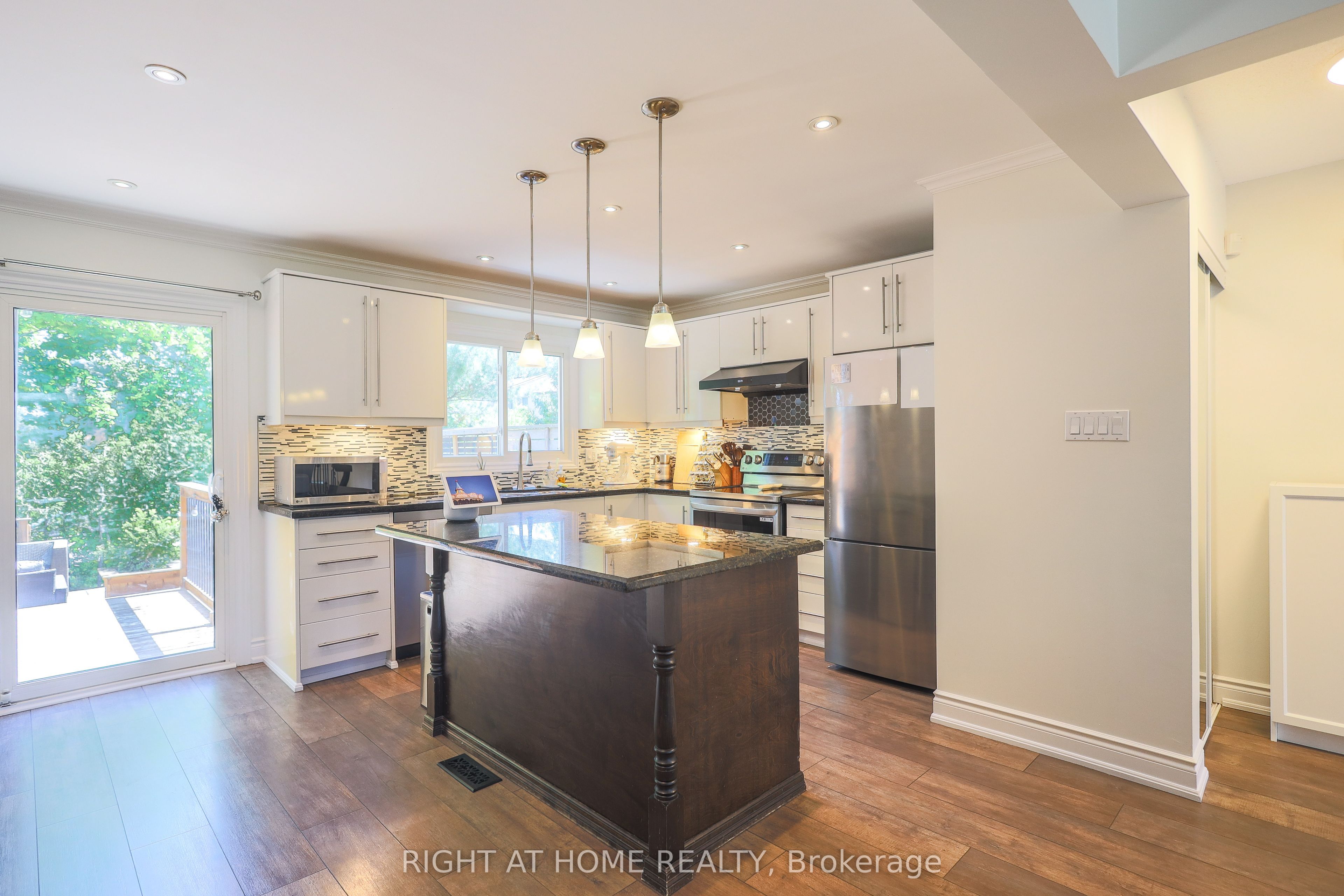 2126 Millway Gate