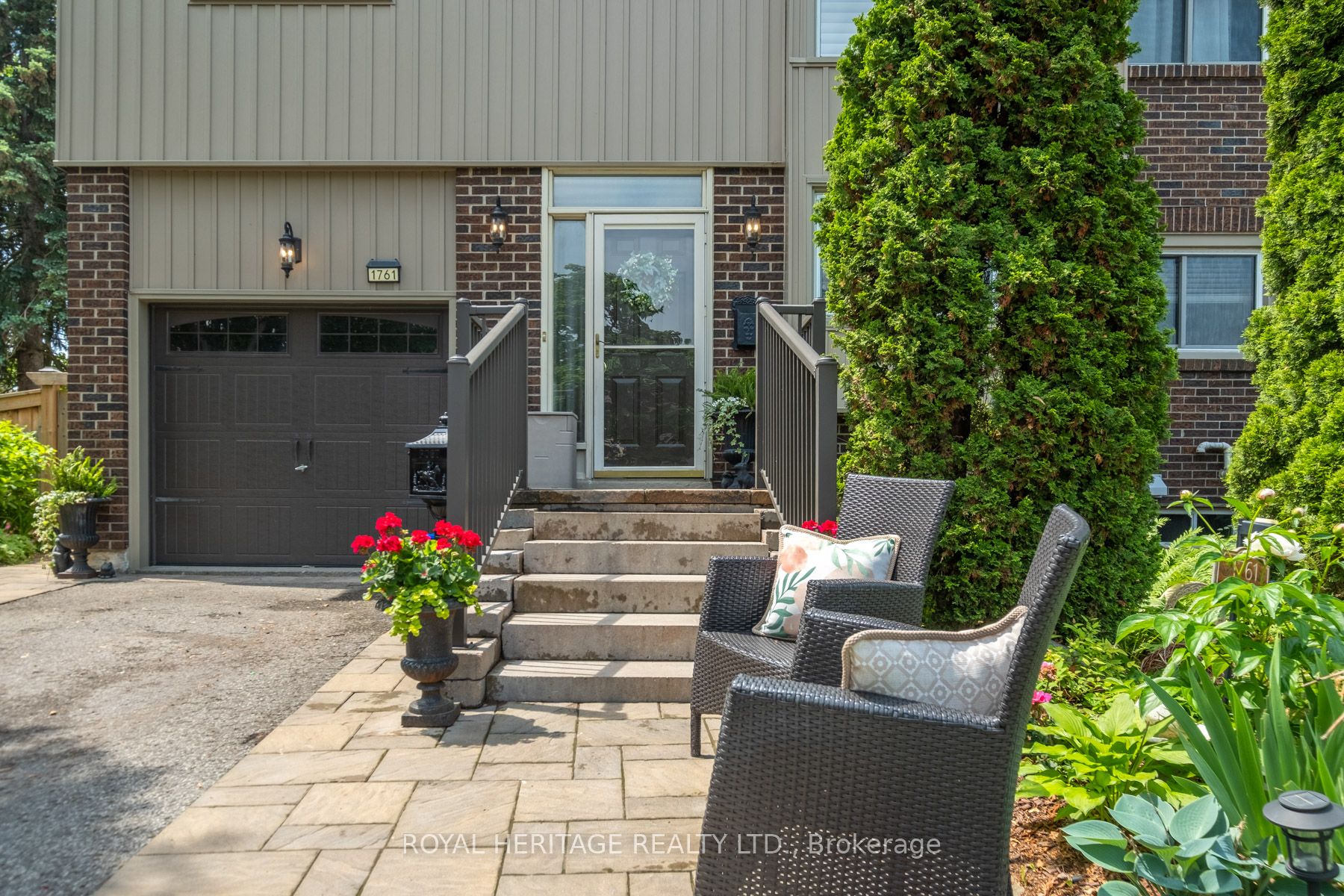 1761 Foleyet Crescent