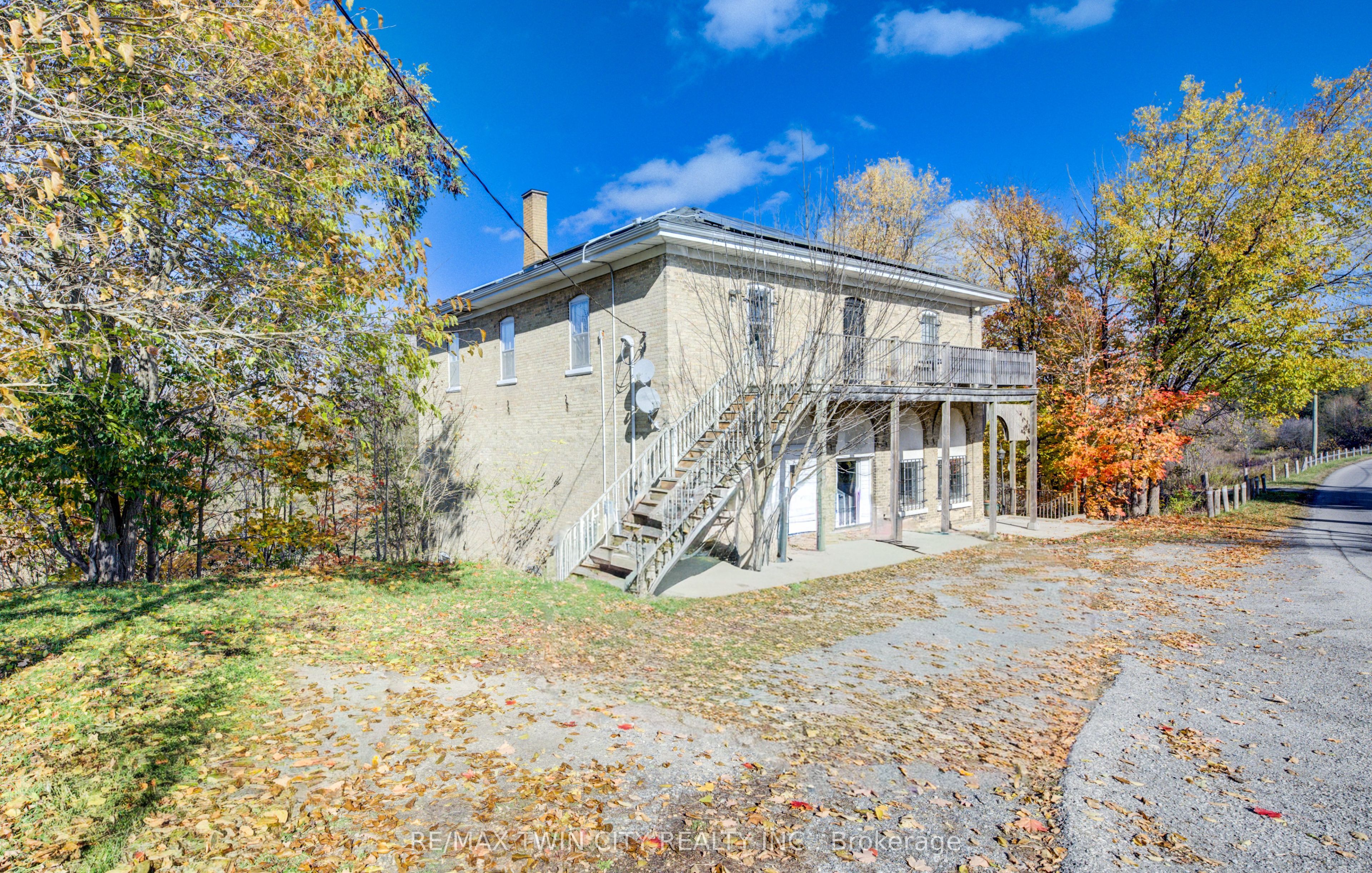 3506 Huron Road