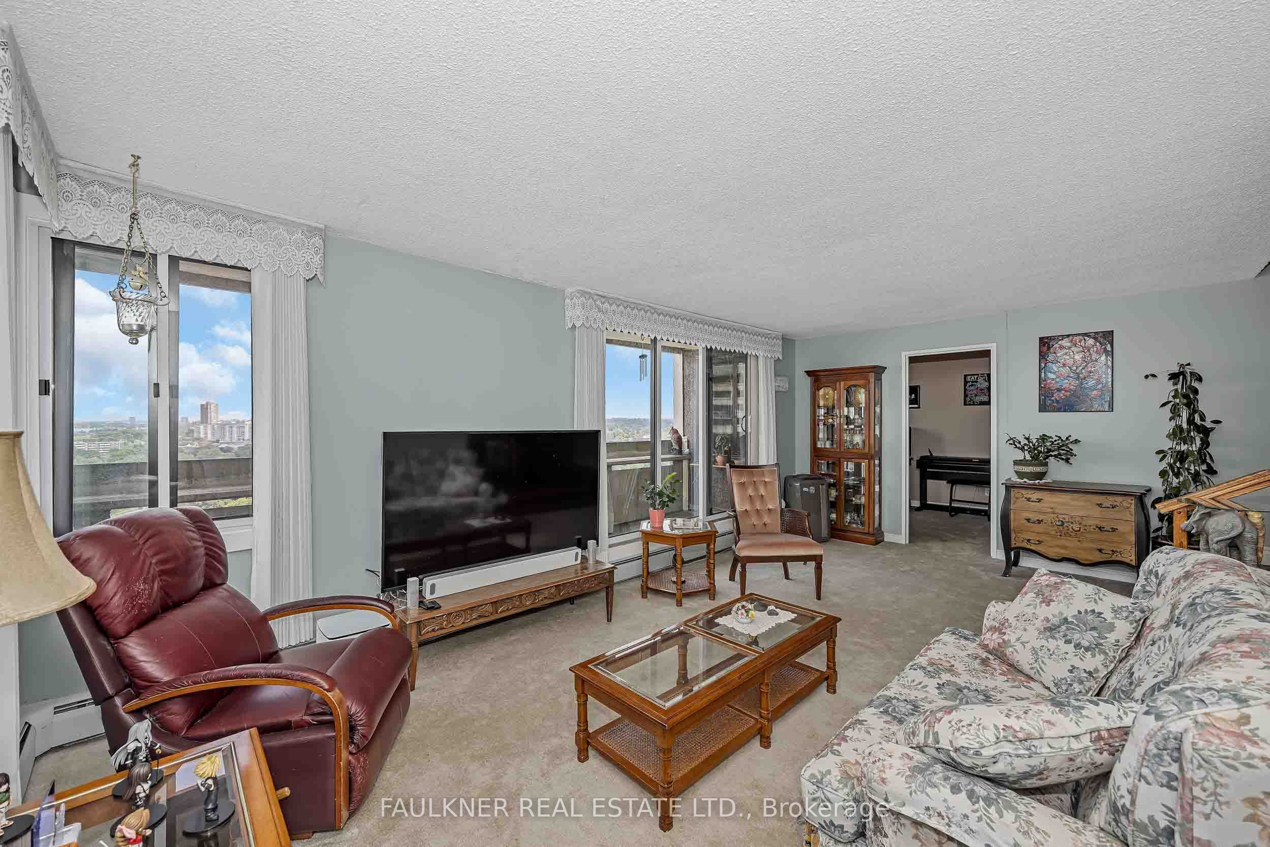 1171 Ambleside Drive 2202