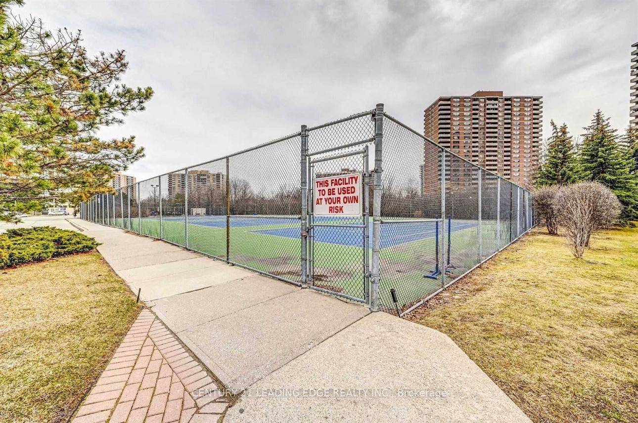 5 Rowntree Road W 1004