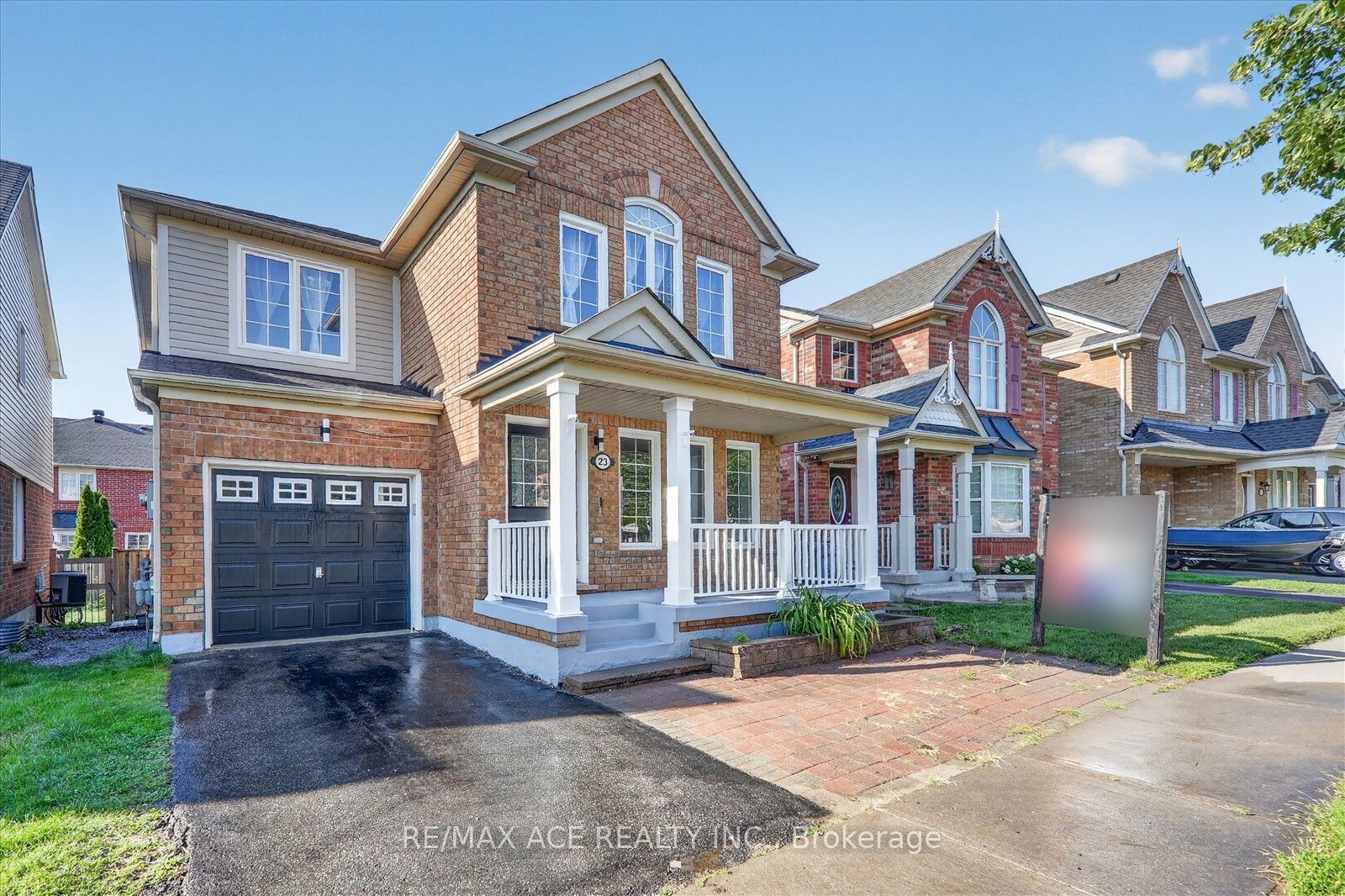 23 Harry Sanders Avenue