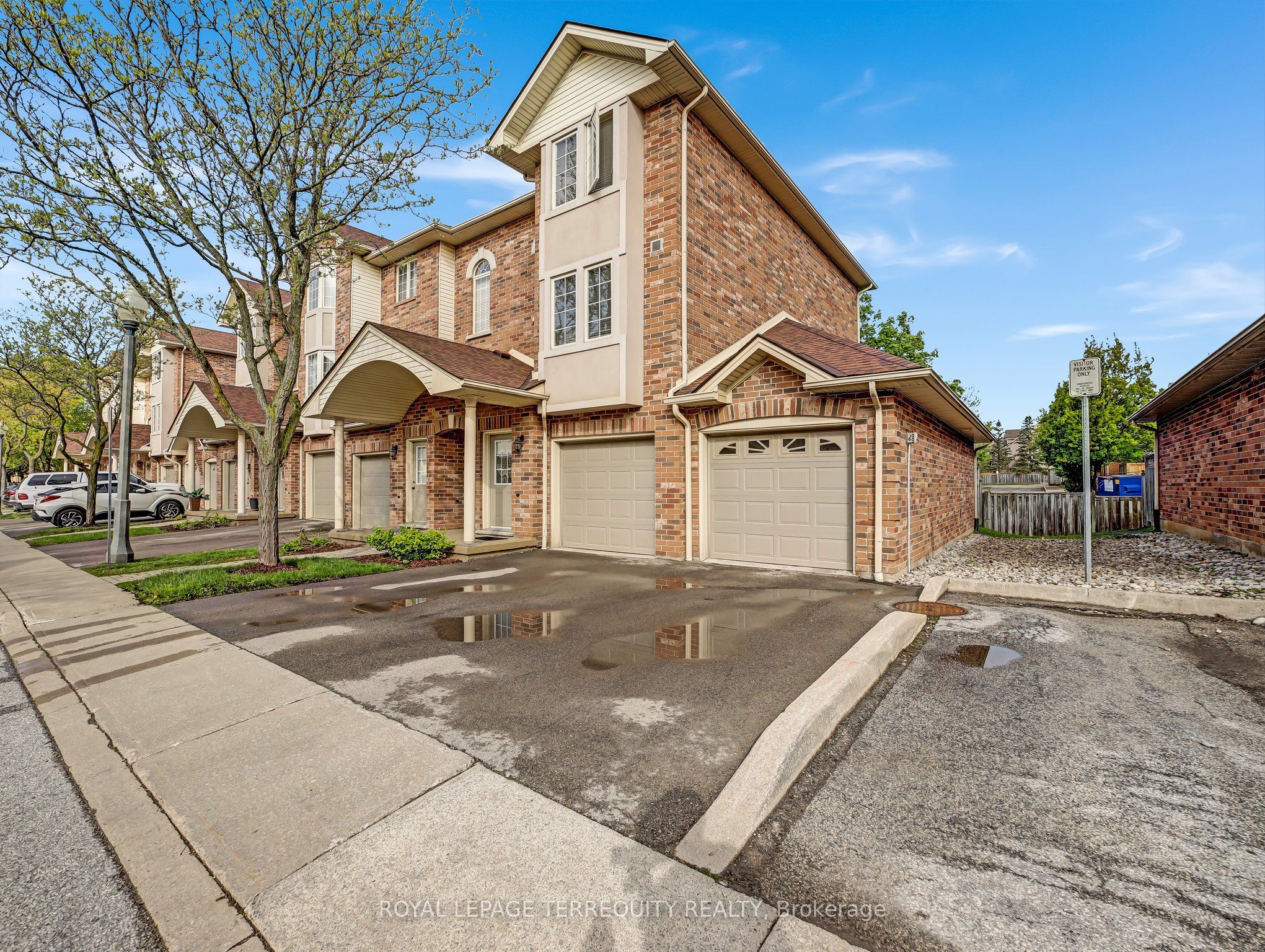 4045 Upper Middle Road 51