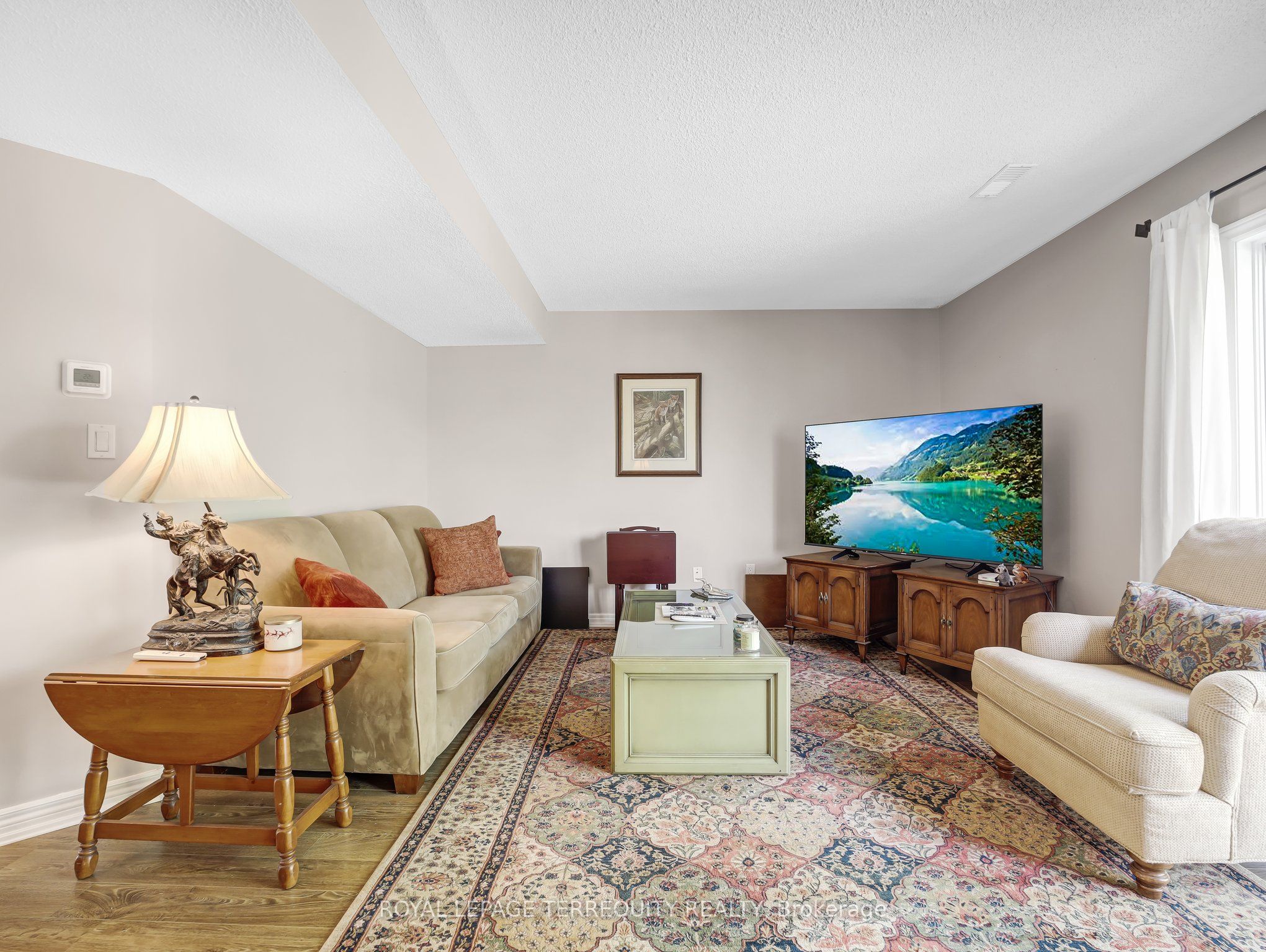 4045 Upper Middle Road 51