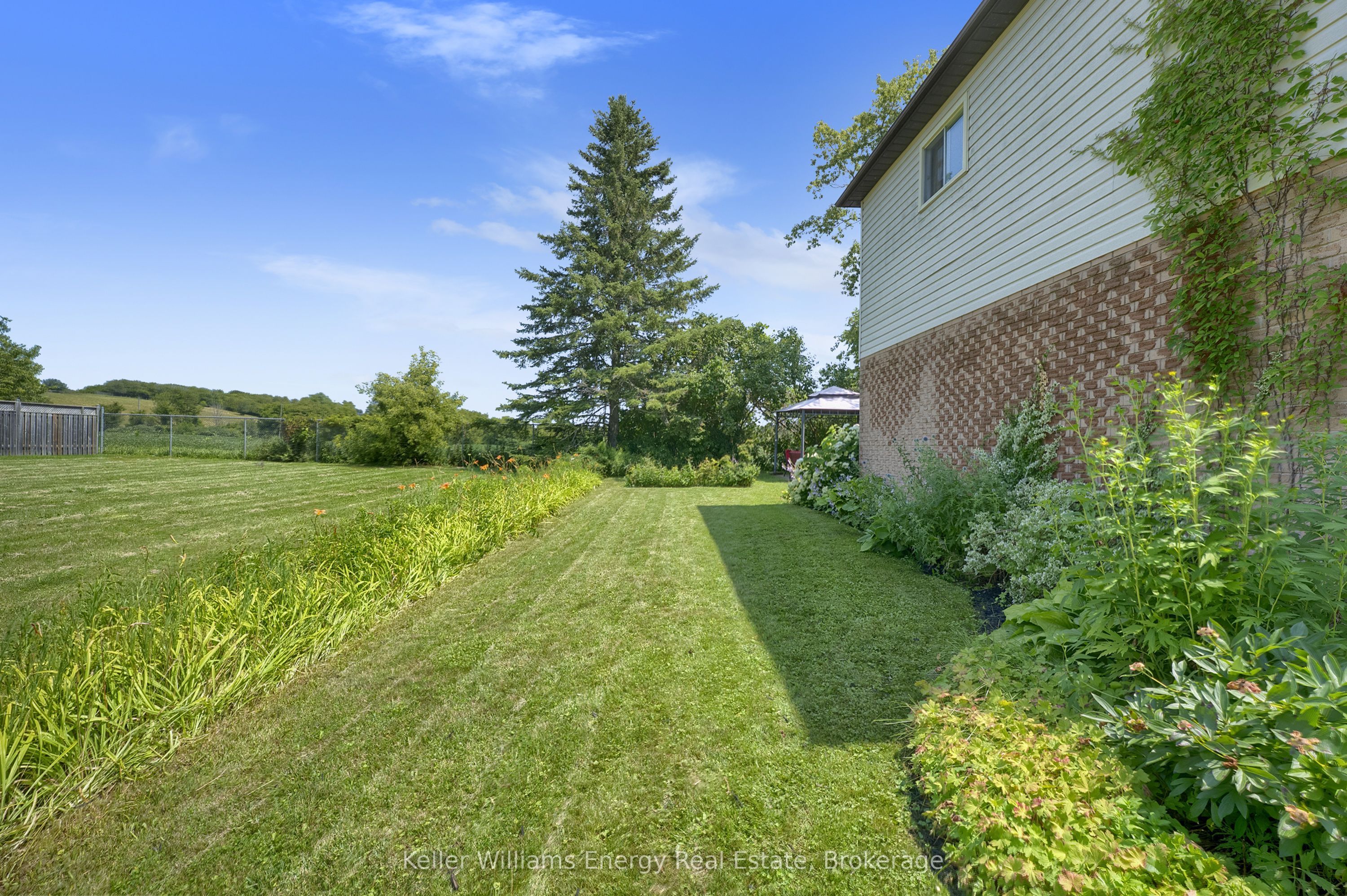 276 Andrew Street