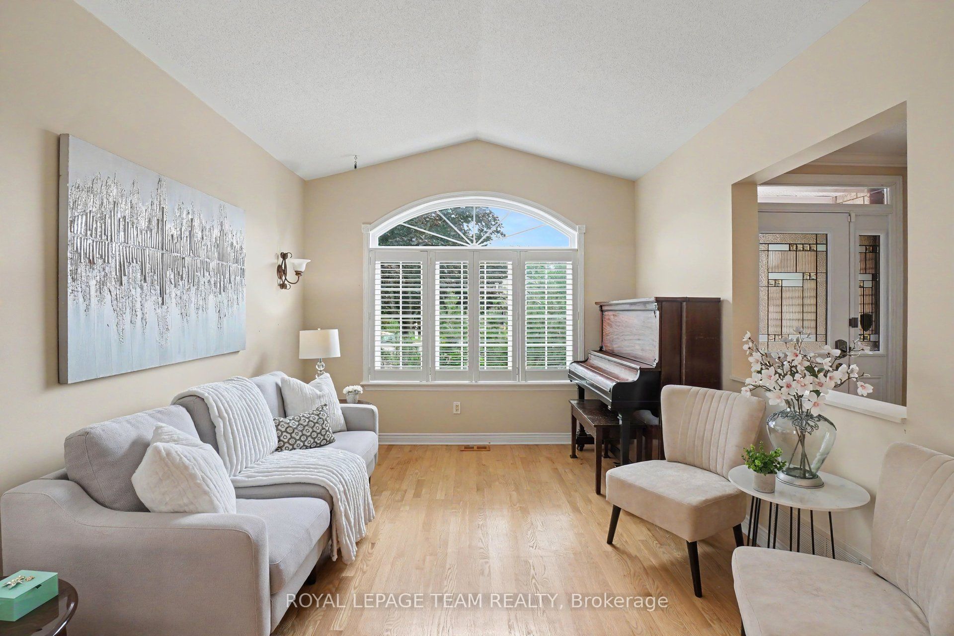 14 Elk Island Court