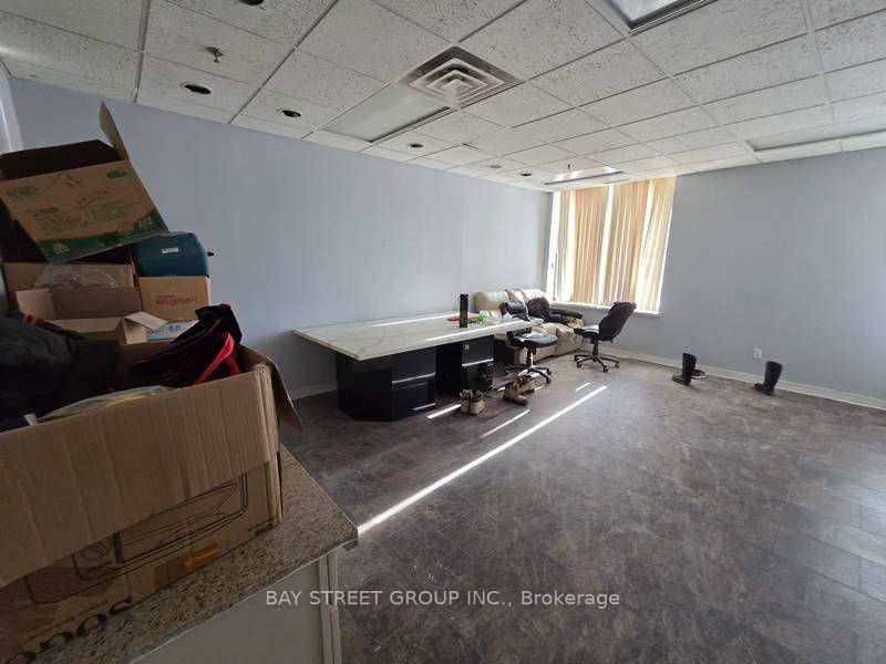 B- 16 East Wilmot Street