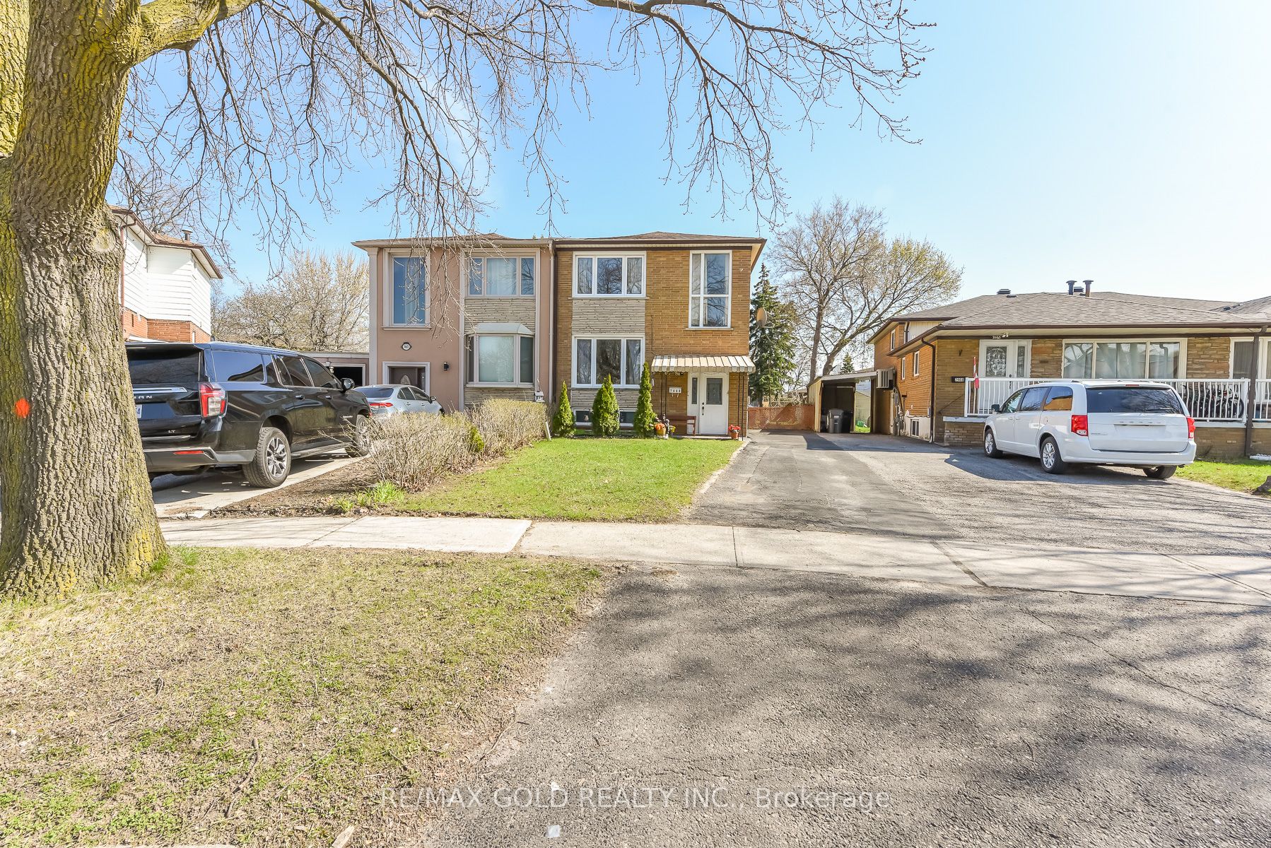 7464 Homeside Gardens