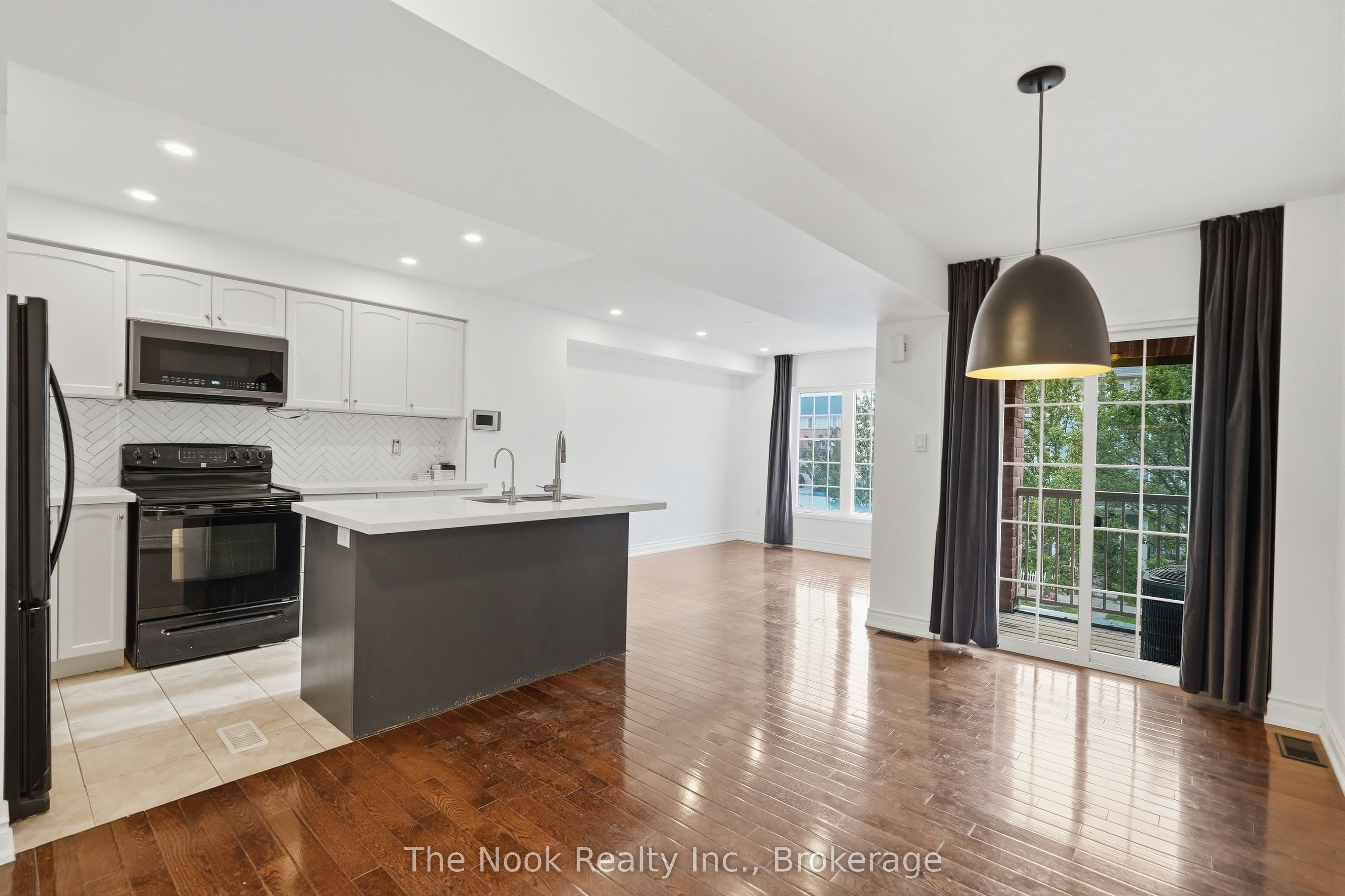 27 Blunden Road