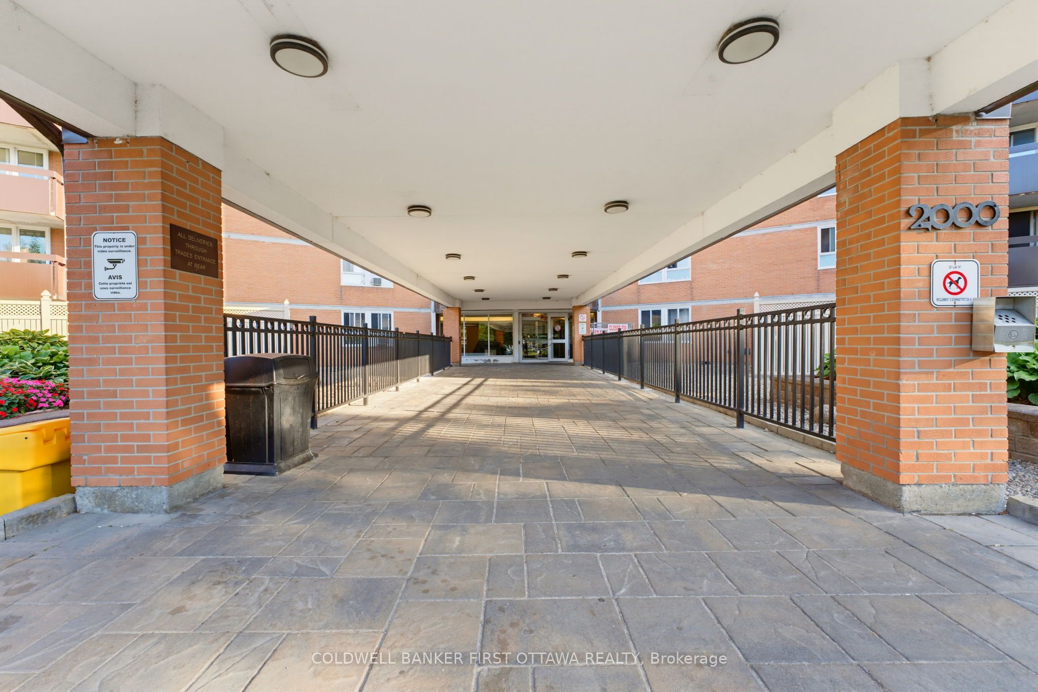 2000 Jasmine Crescent 803