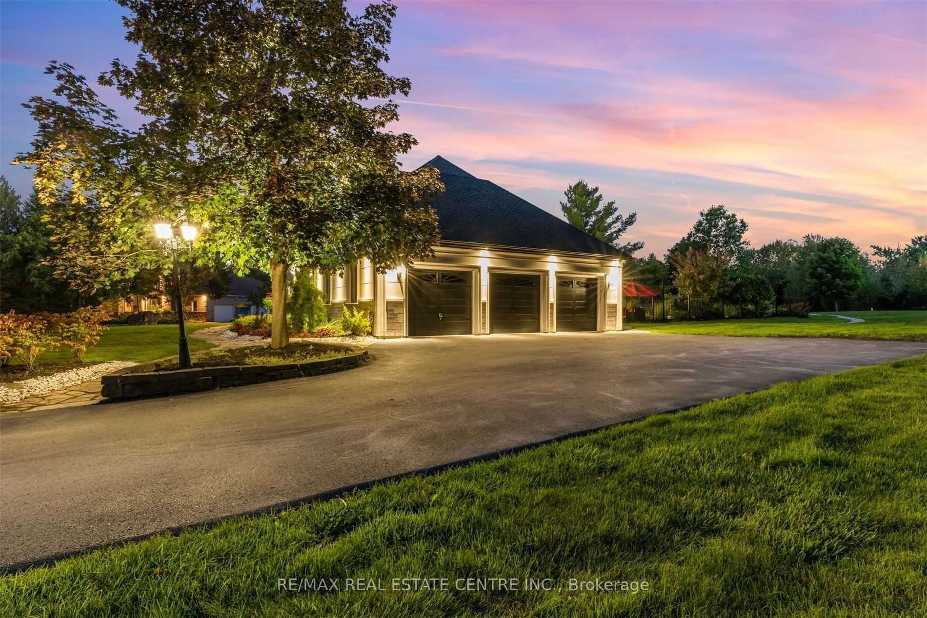 11135 Menzies Court