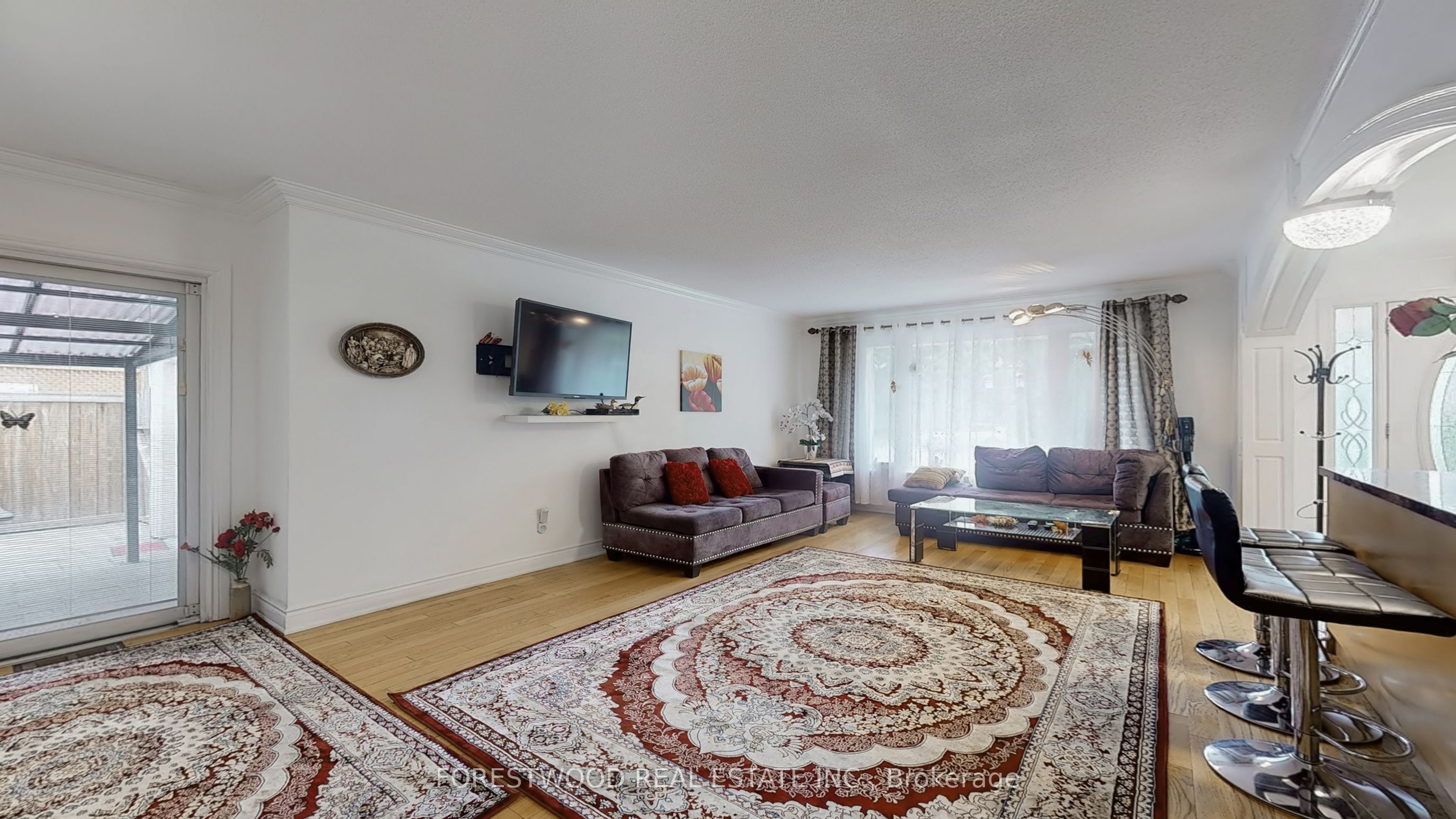 571 Silver Creek Boulevard