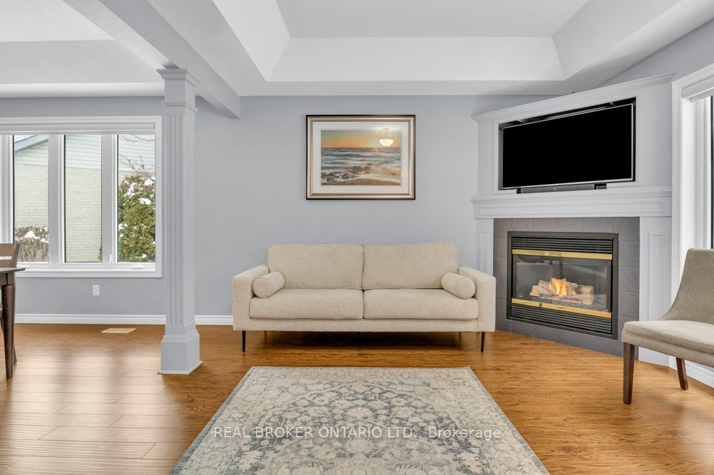 13 Burlwood Drive