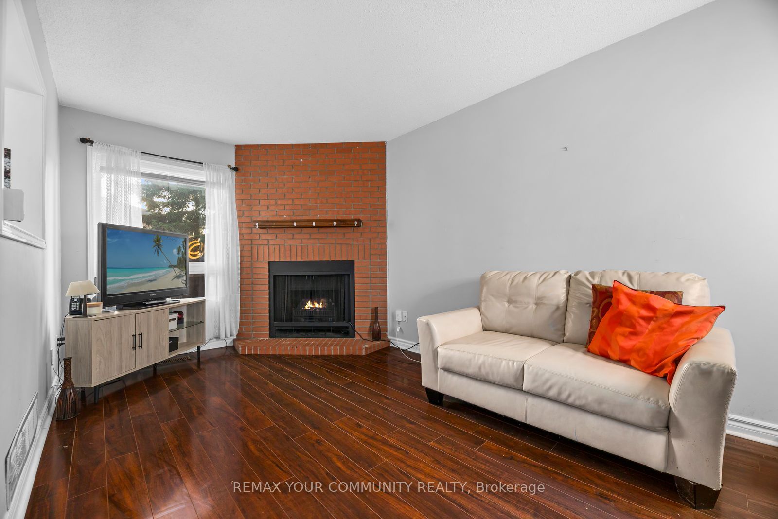2382 Annan Woods Drive