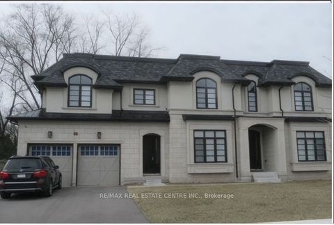 249 Prince George Crescent Oakville ON L6L 0G5