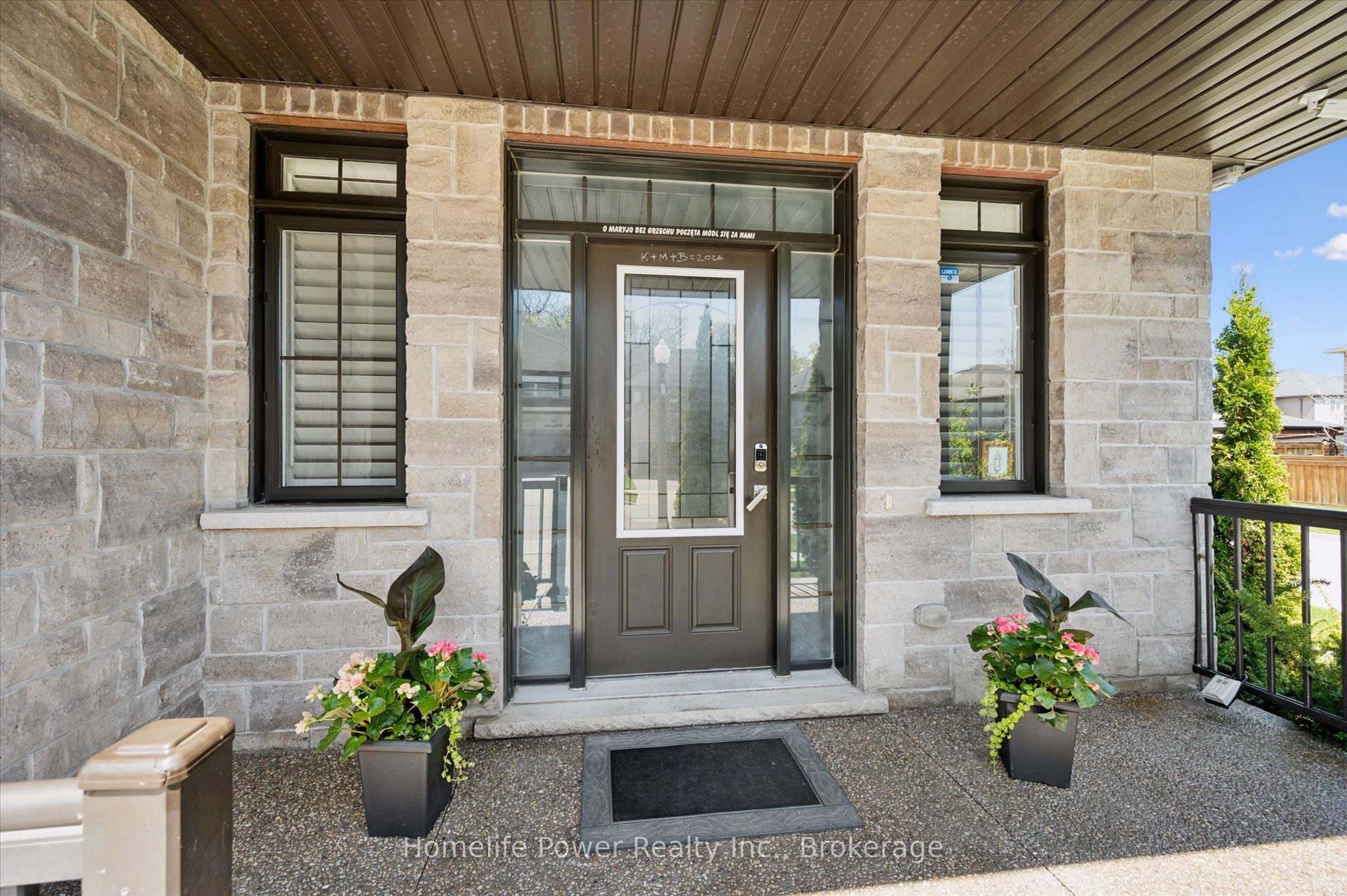 72 Elmbank Trail