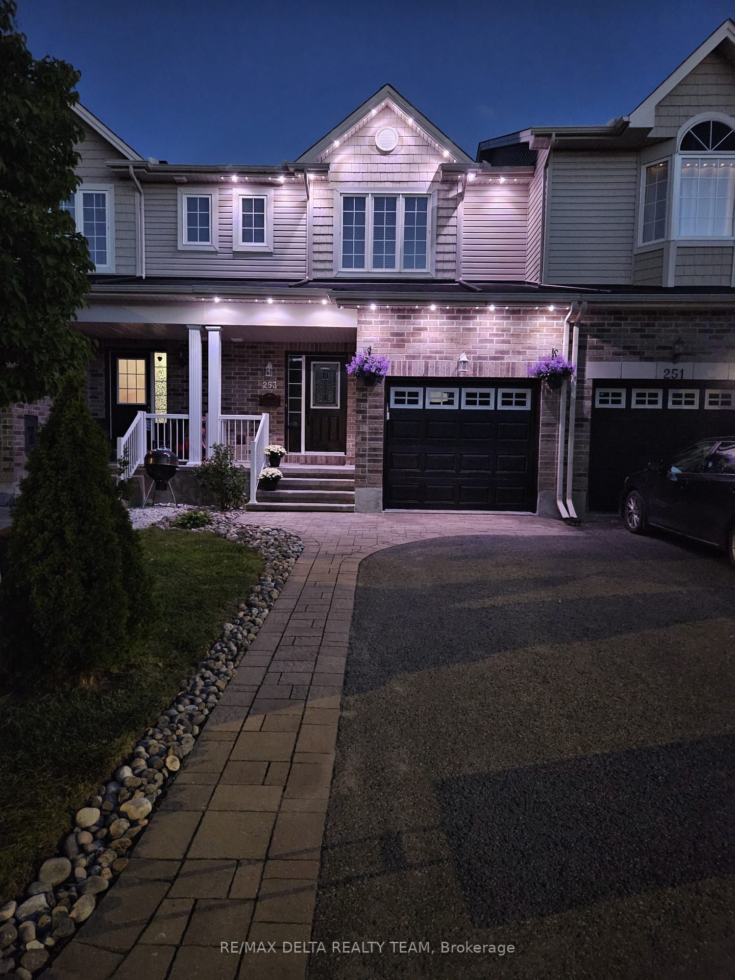 253 Cityview Crescent