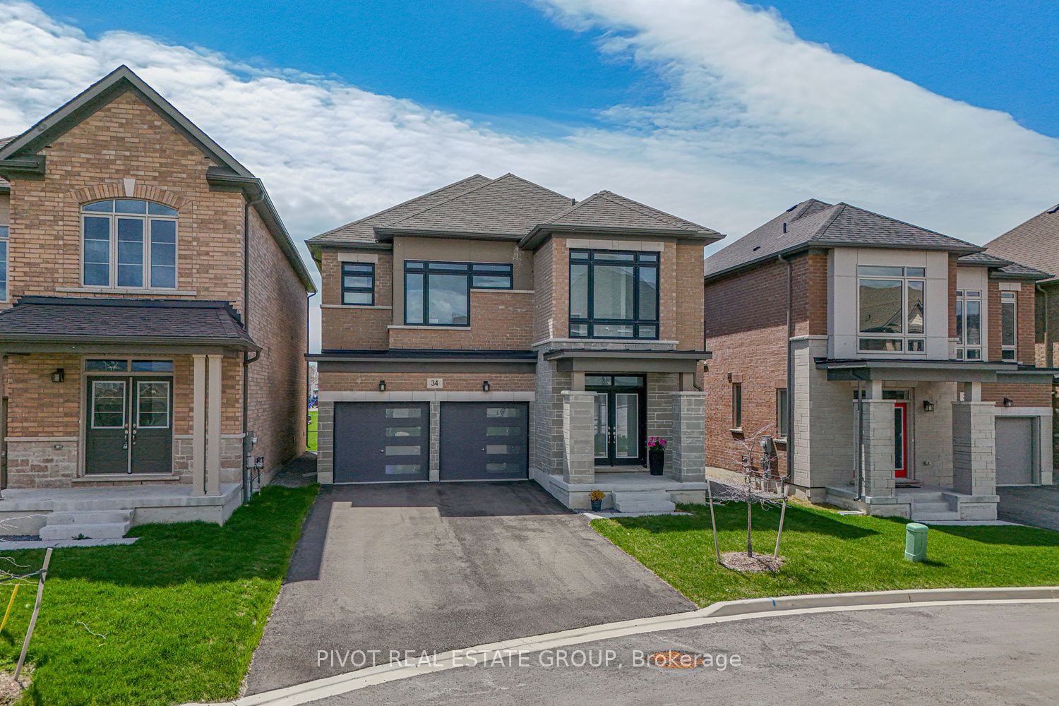 34 Waterfront Crescent