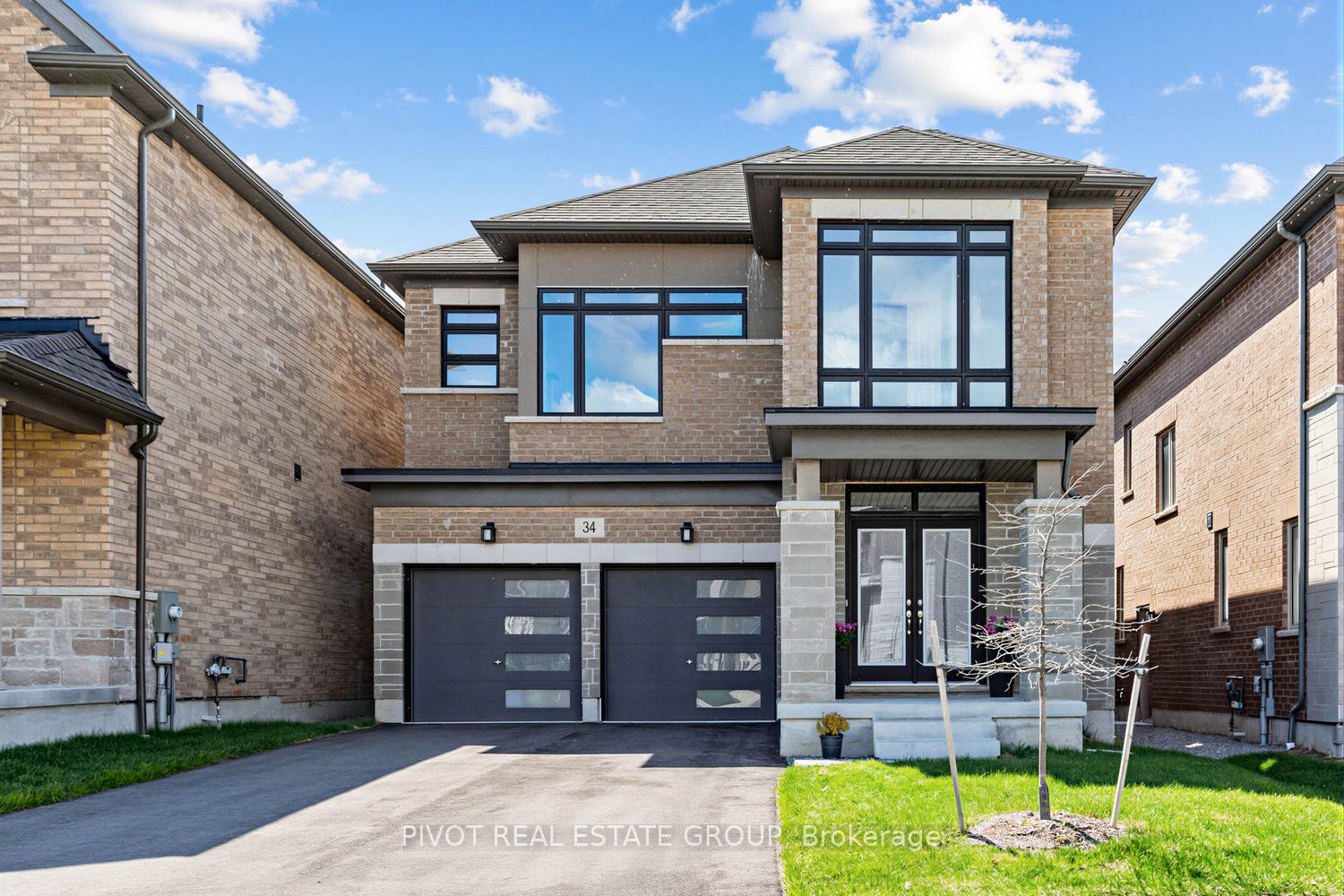 34 Waterfront Crescent