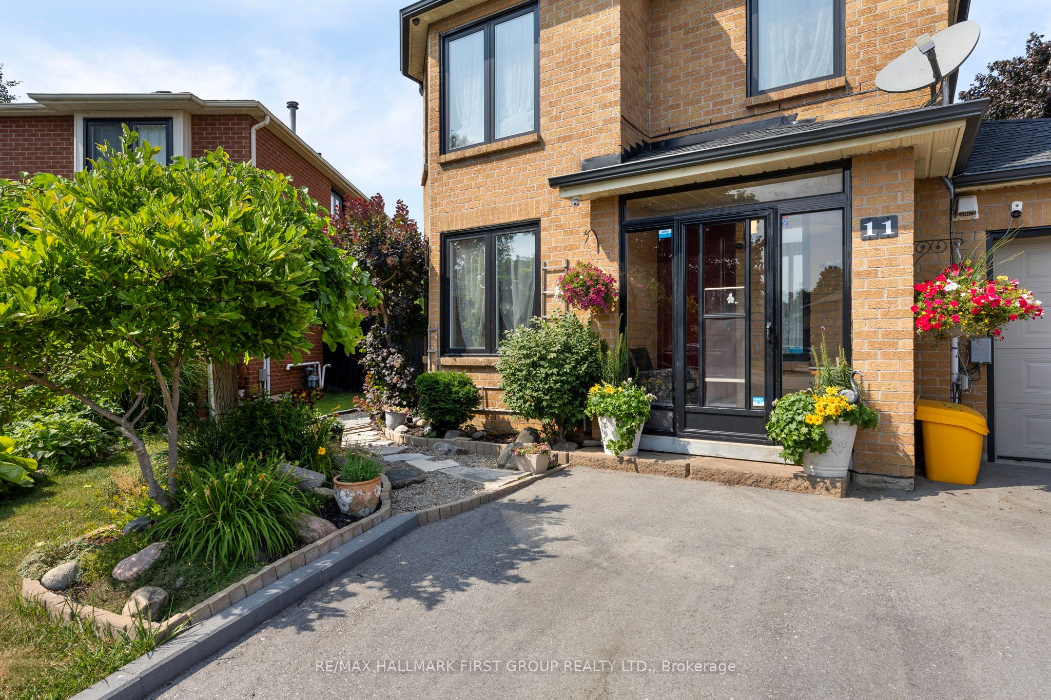 11 Bowers Court