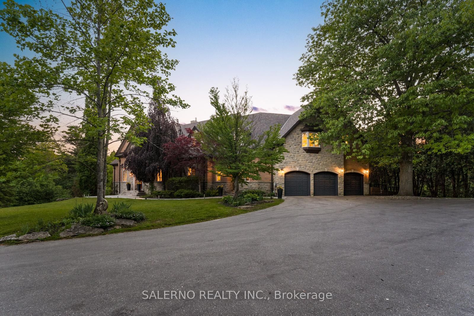 32 Daleview Court