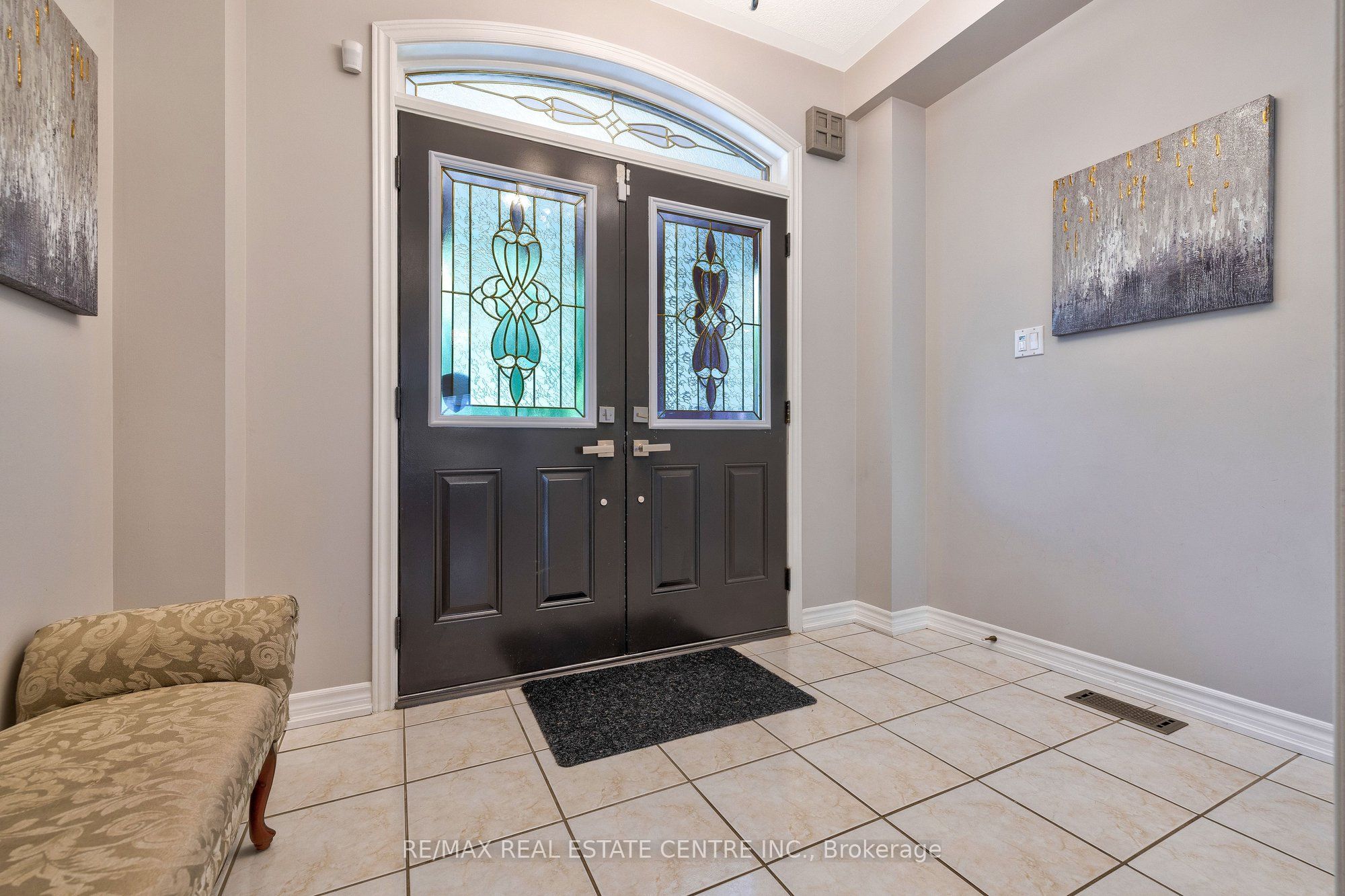 241 Duff Crescent