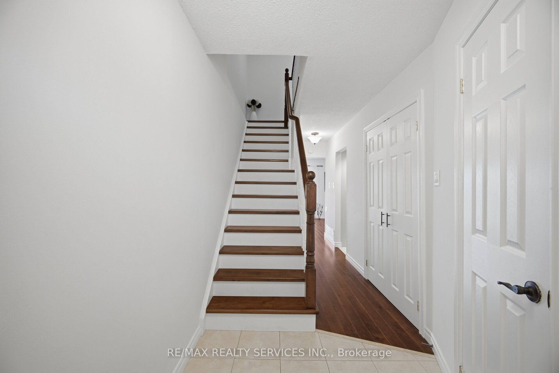 1 Tara Park Court 1