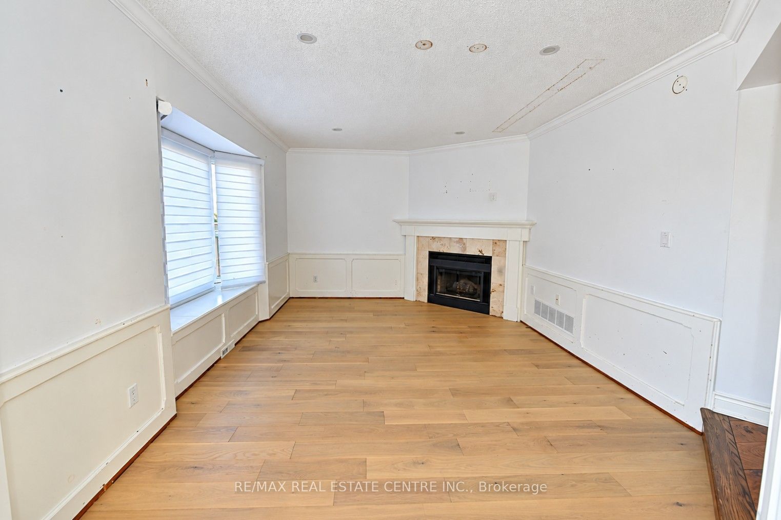 1307 Saddler Circle