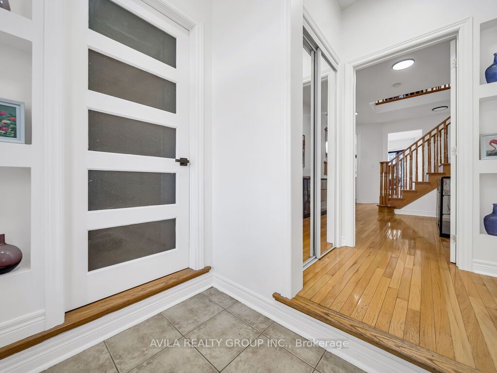 104 Southlake Boulevard