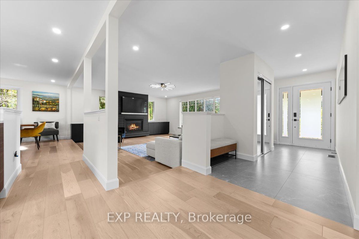 5466 Edgewater Drive