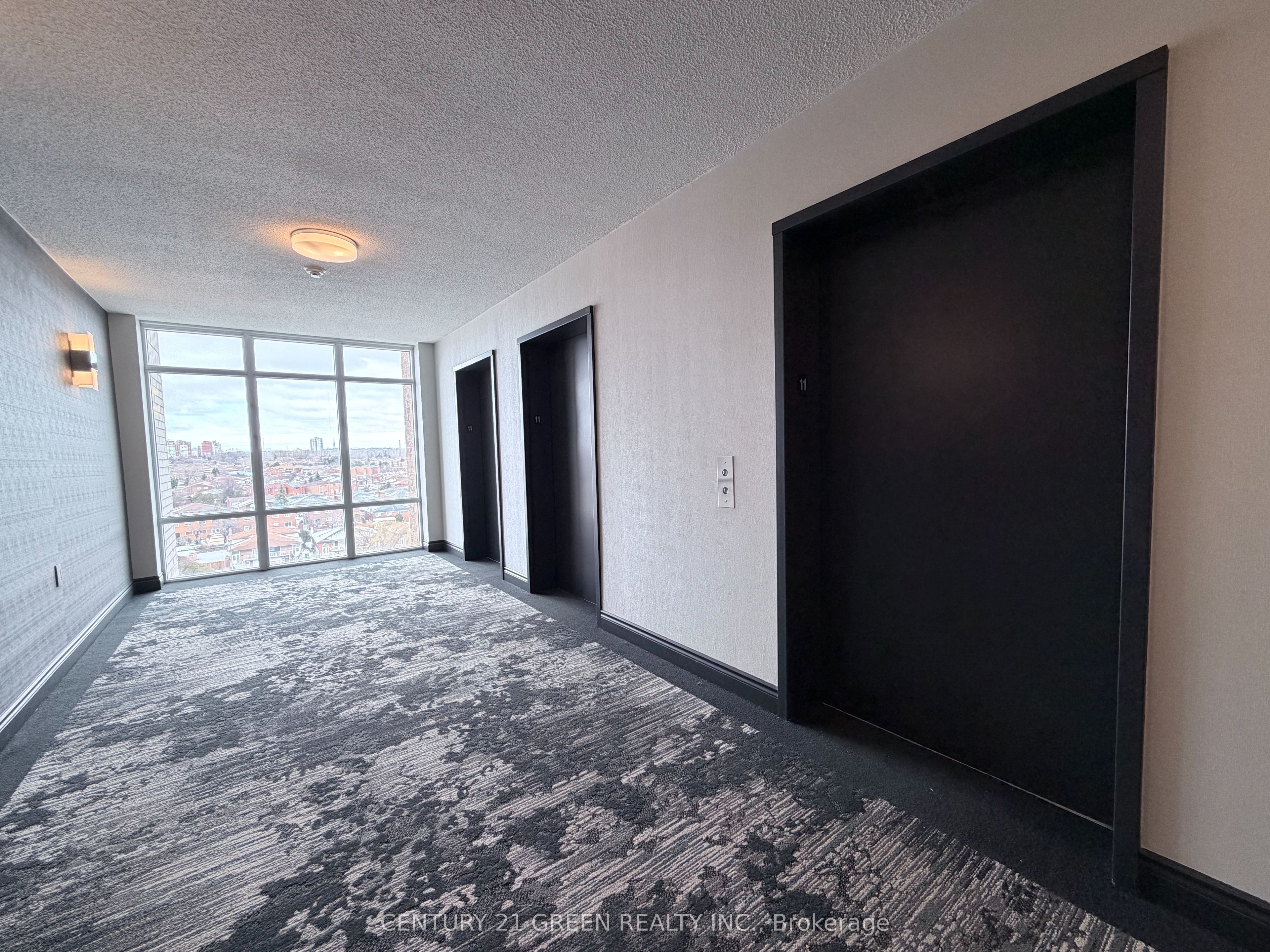 200 Burnhamthorpe Road E 1103