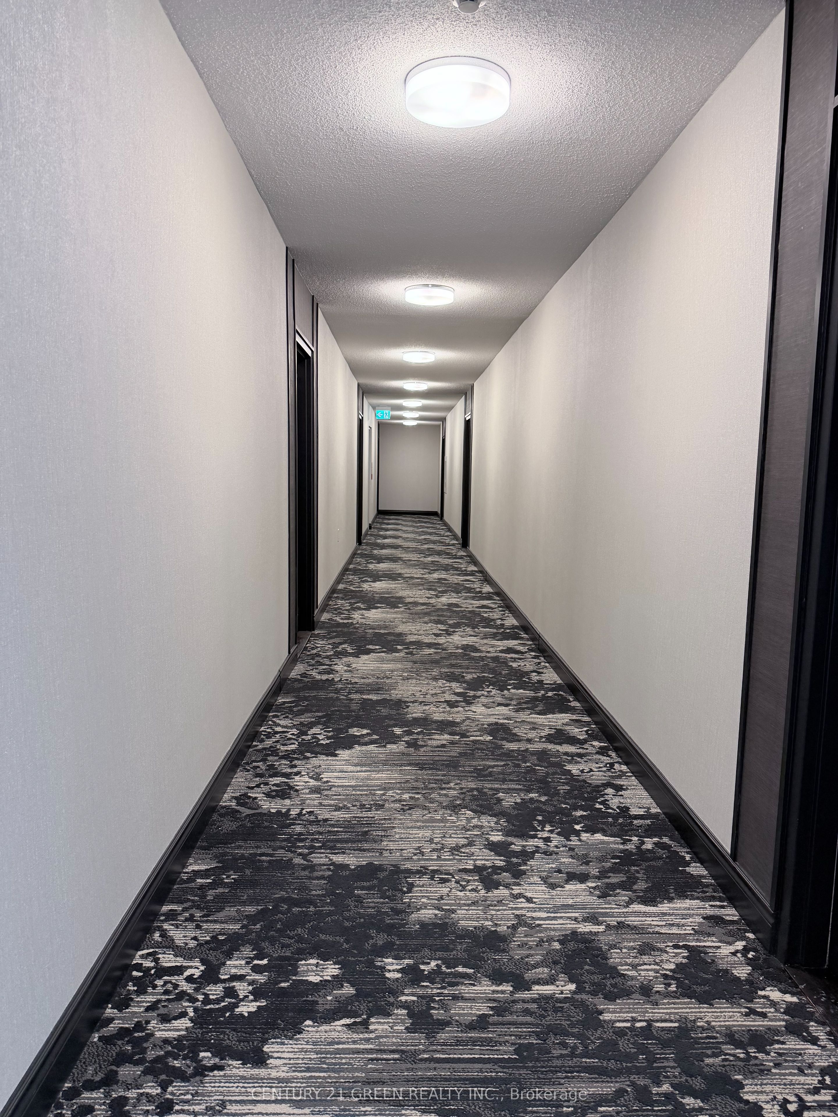 200 Burnhamthorpe Road E 1103