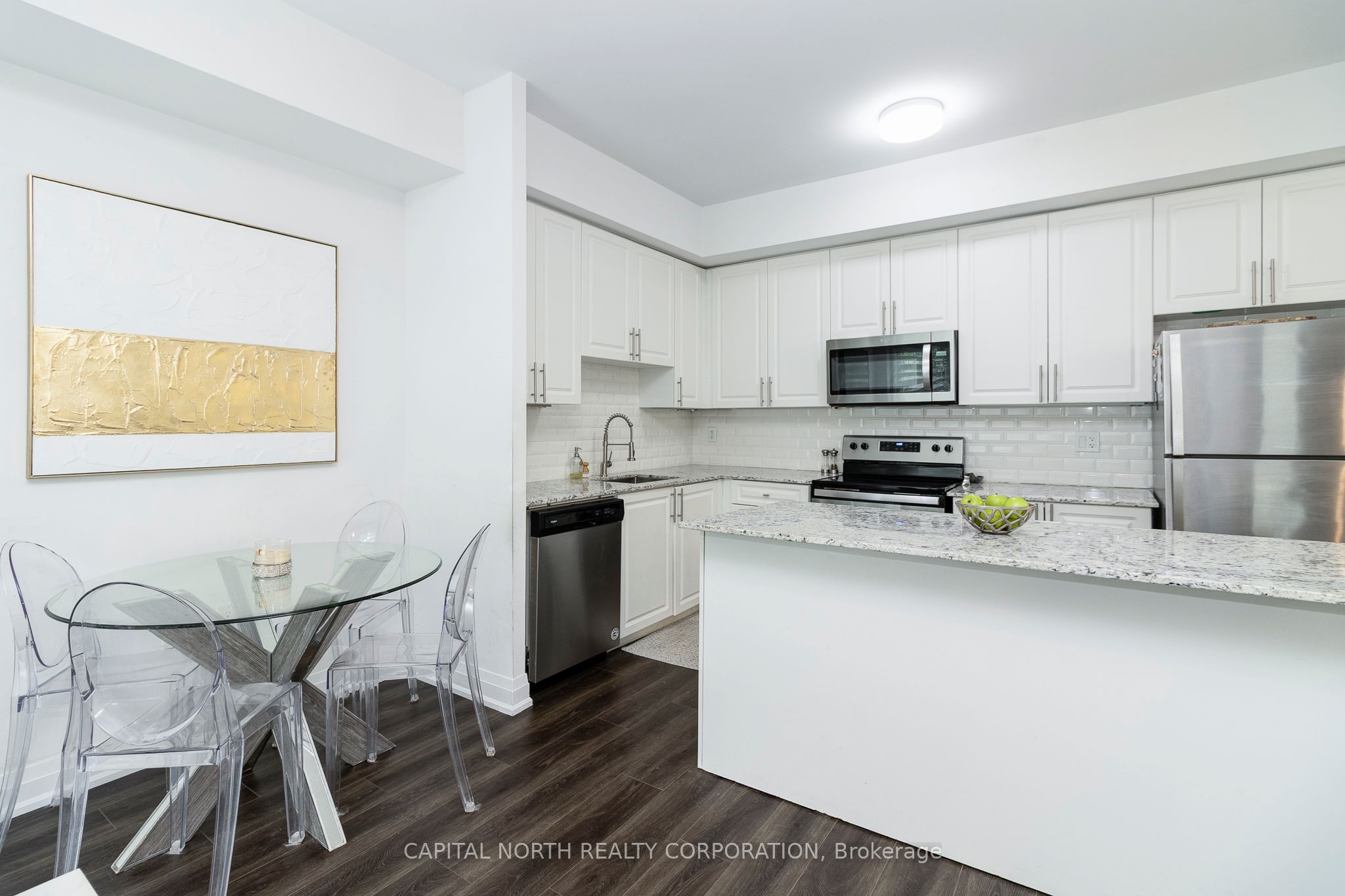 48 Coles Avenue 802