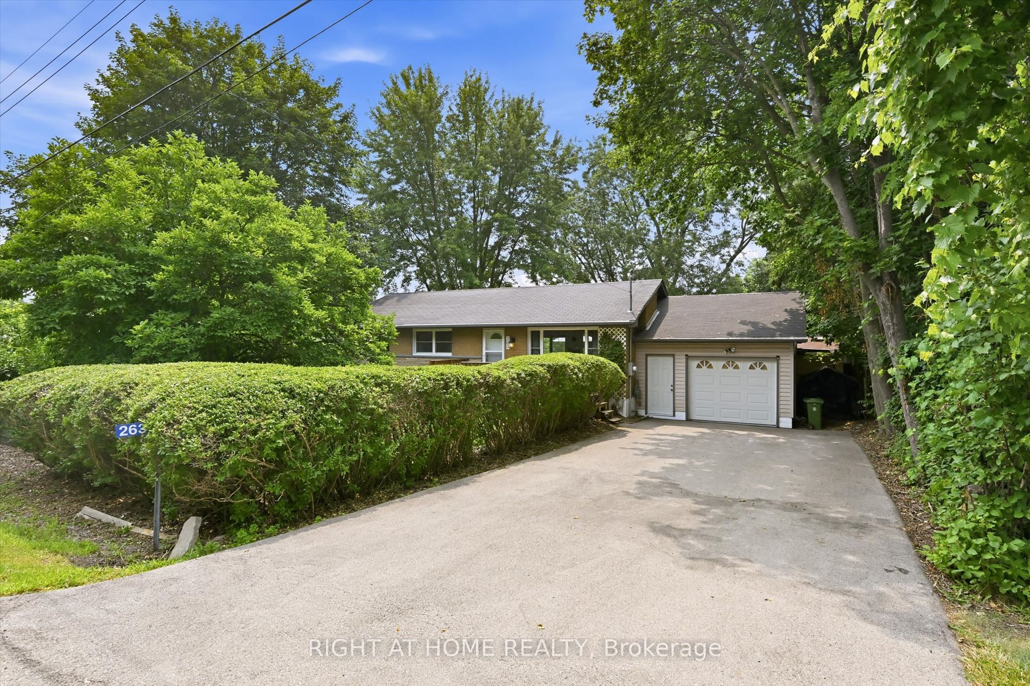 263 Weir's Lane