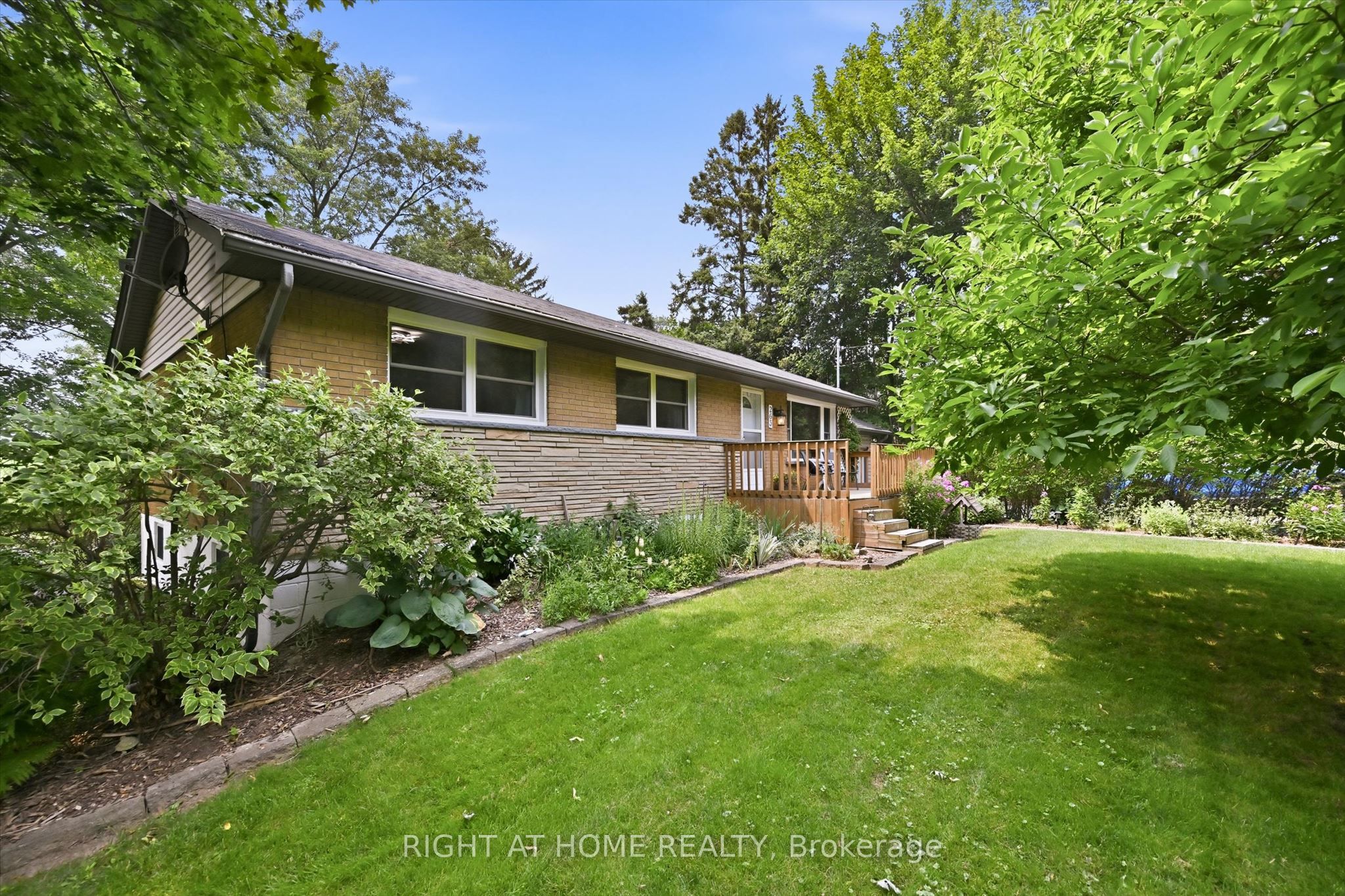 263 Weir's Lane
