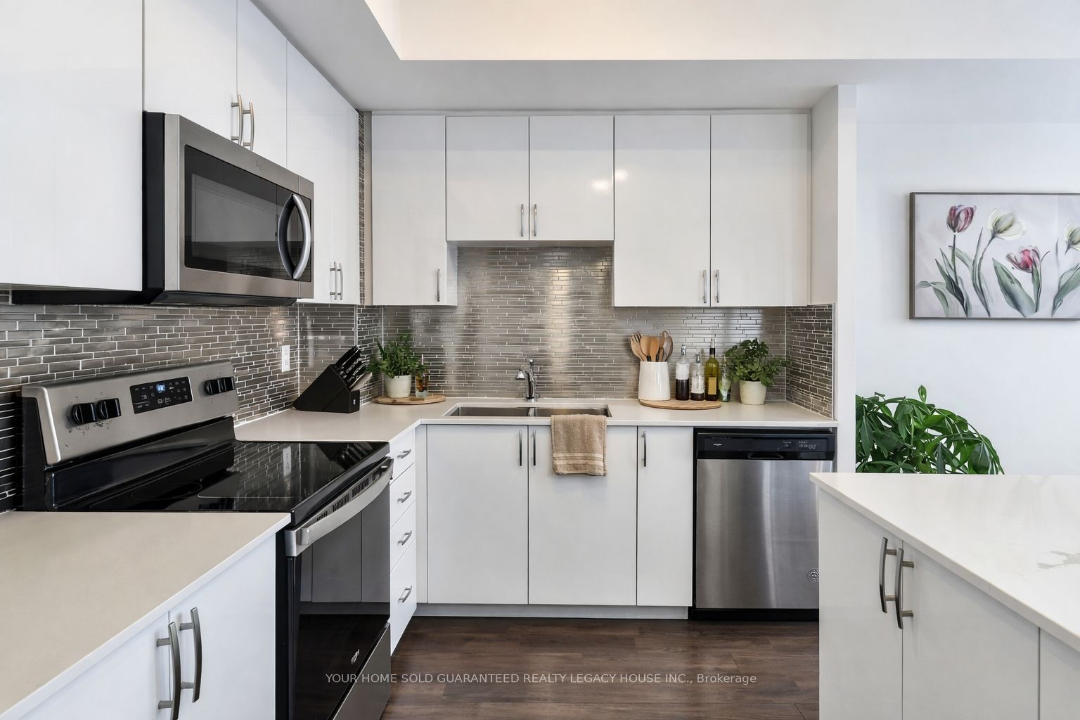 5279 Highway 7 Road 803