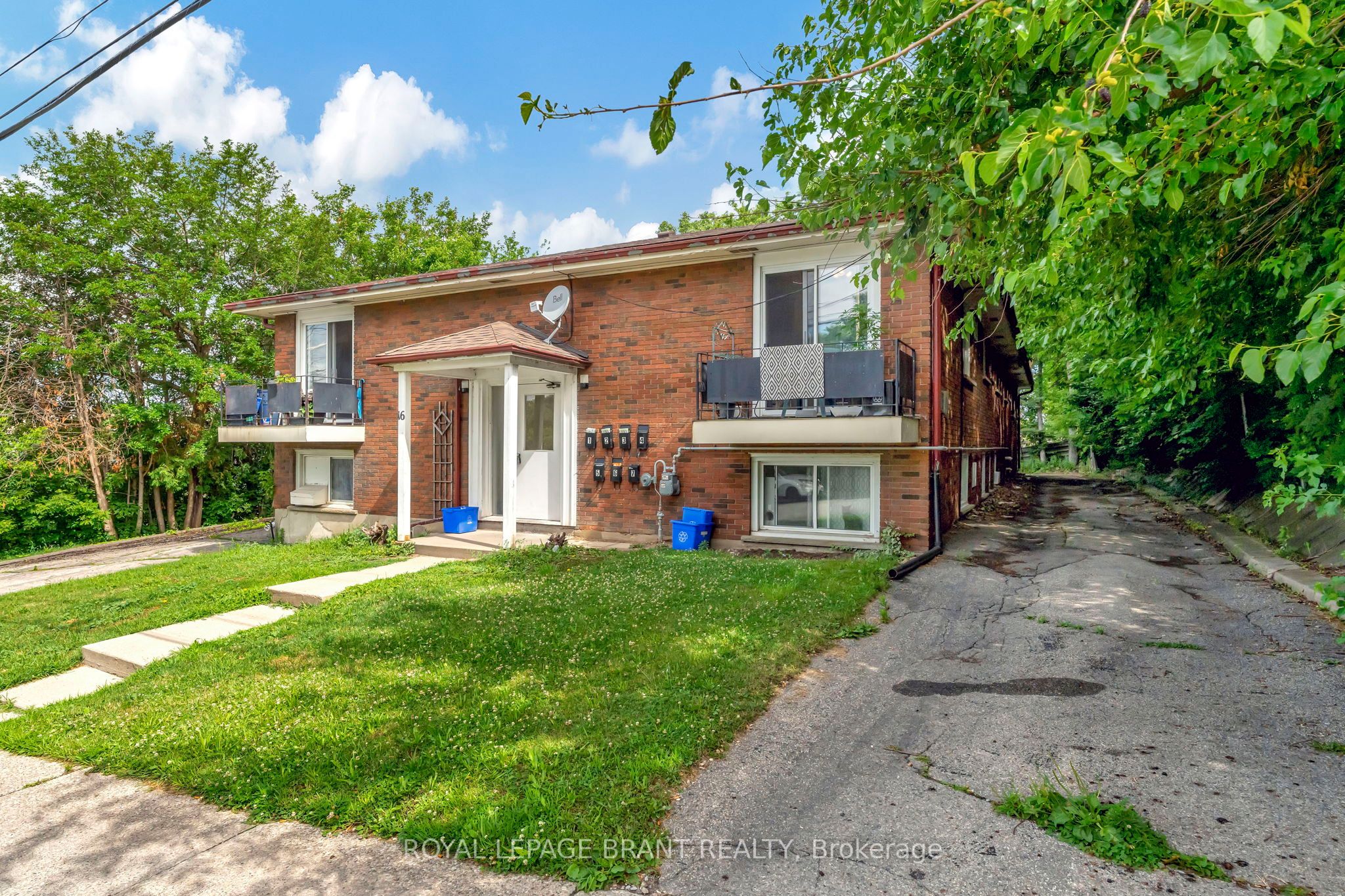 16 East Avenue