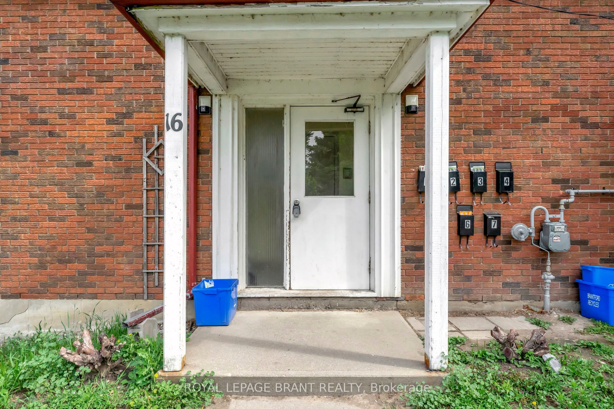 16 East Avenue