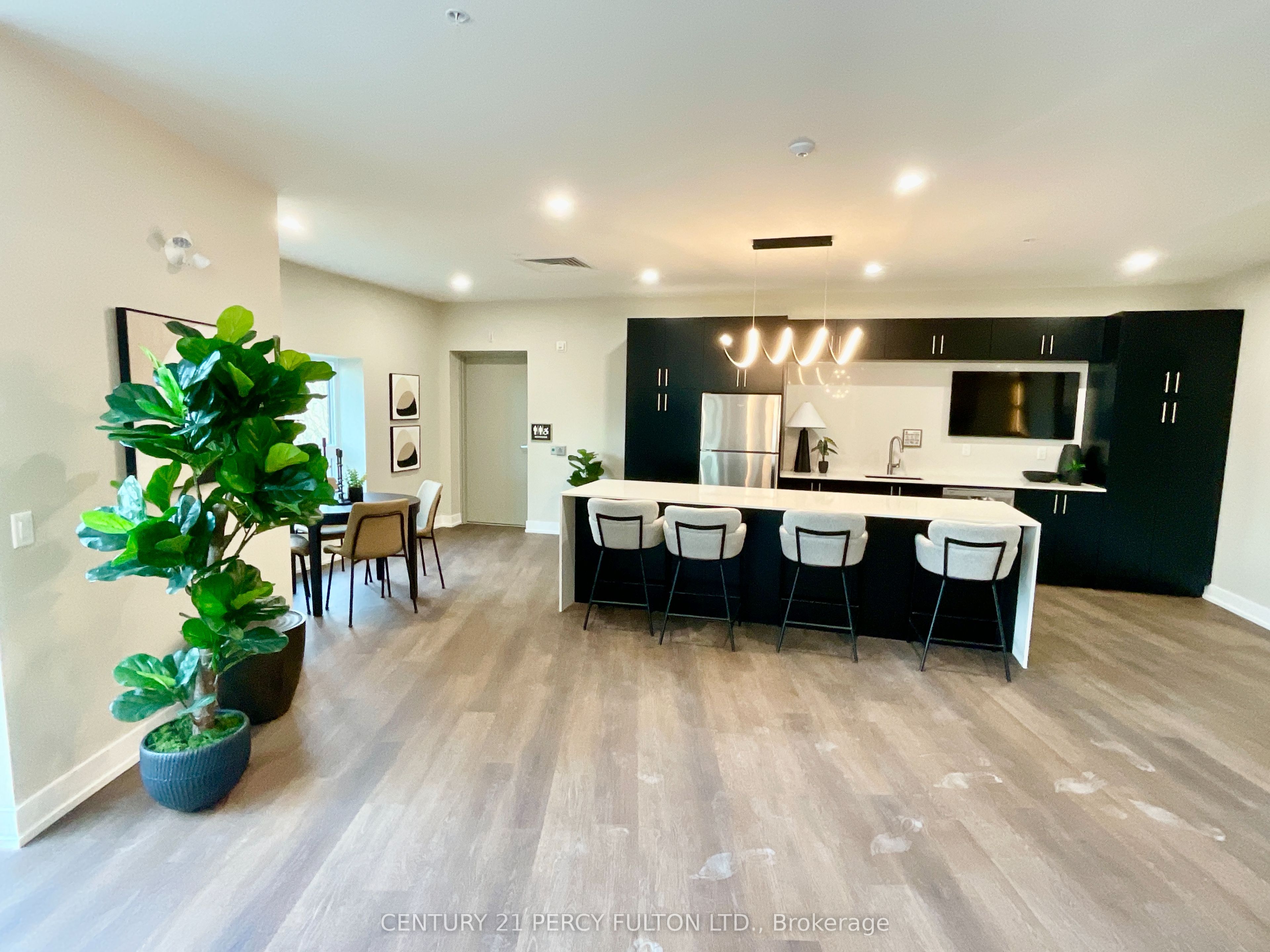 1100 Lackner Place 303