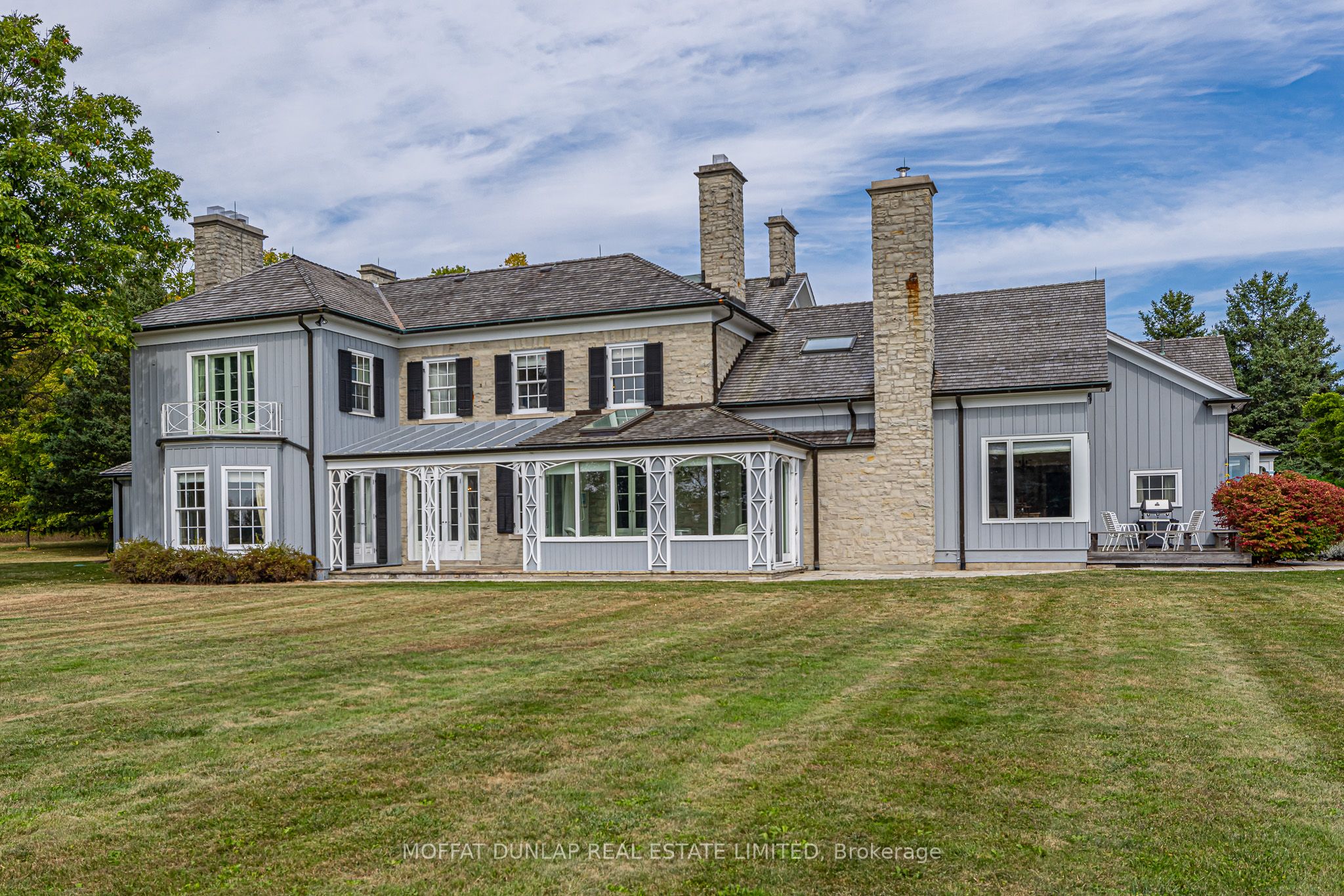 16694 Dufferin Street