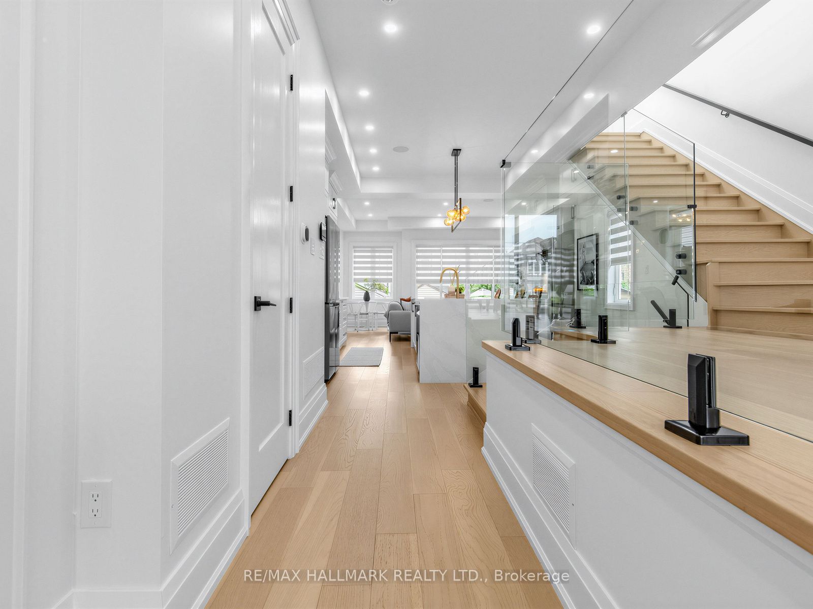 34 Roosevelt Road