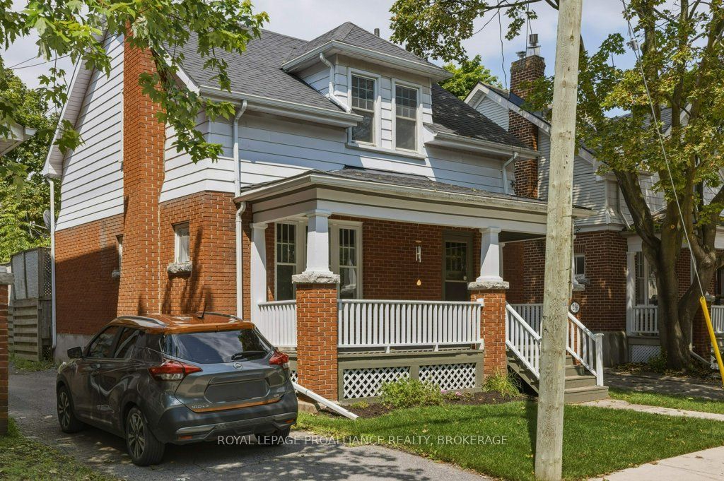 256 Collingwood Street