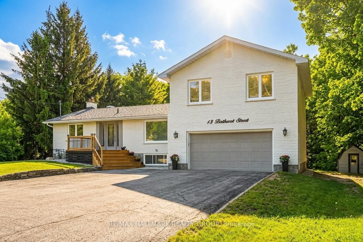 13 Bathurst Street