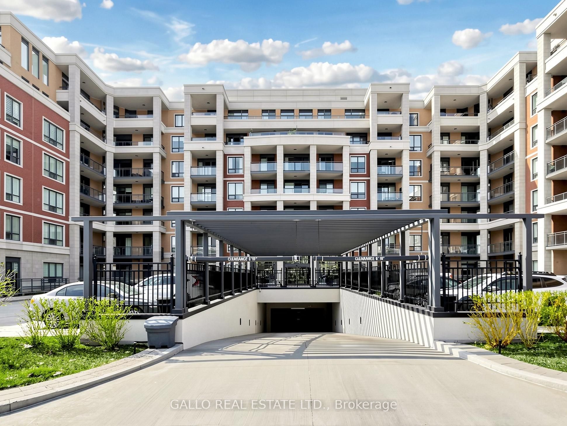 25 Baker Hill Boulevard 118