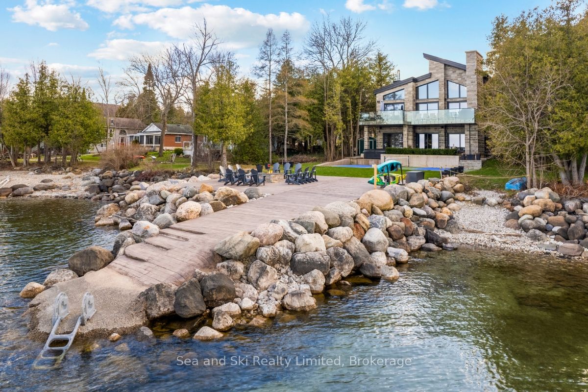 138 GEORGIAN BEACH Lane